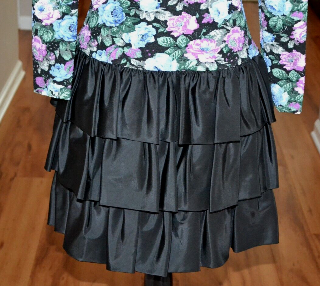 Huey Waltzer for Darcy Vintage floral pucker Ruffle Long sleeve Dress 11/12 USA