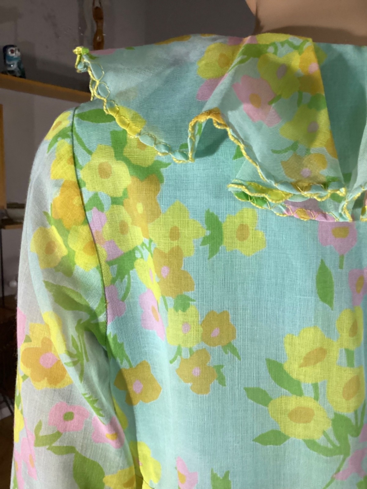 Vintage 60s 70’s Floral Sheer Mini Dress Ruffle Collar & Cuffs Women’s M L