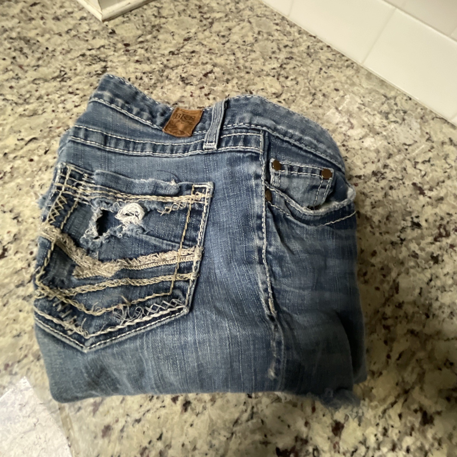 VTG BKE Madison Jeans Womens Sz 29×31.5 Flared Distressed Holes Tears Fraying