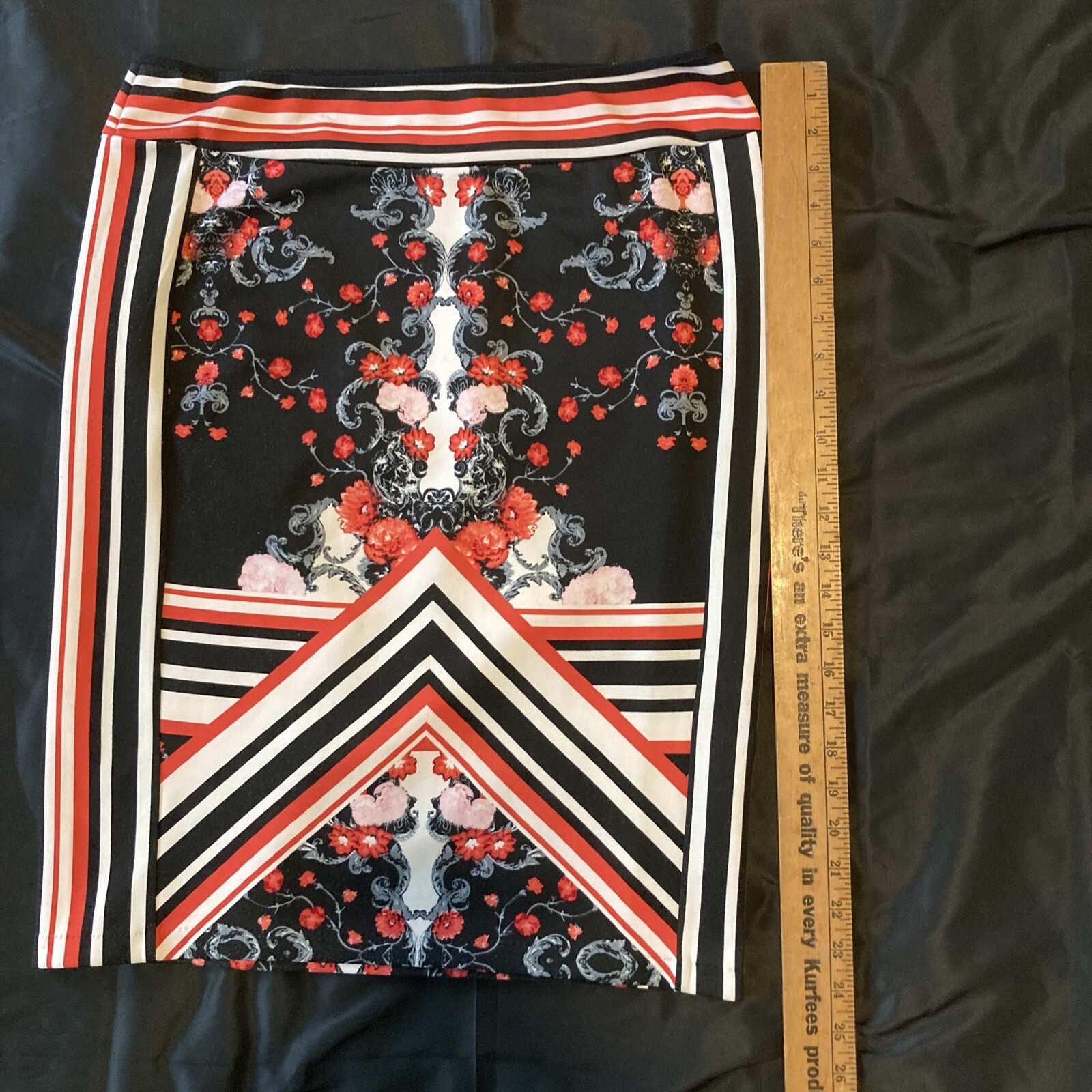 Bisou Bisou women’s skirt colorful geometric design Midi size L