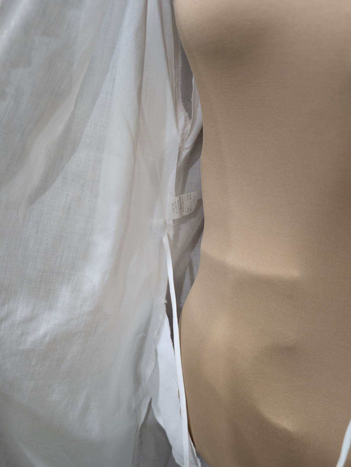 Vintage Christian Dior Eyelet Lace Trim White Robe Rare Sz S