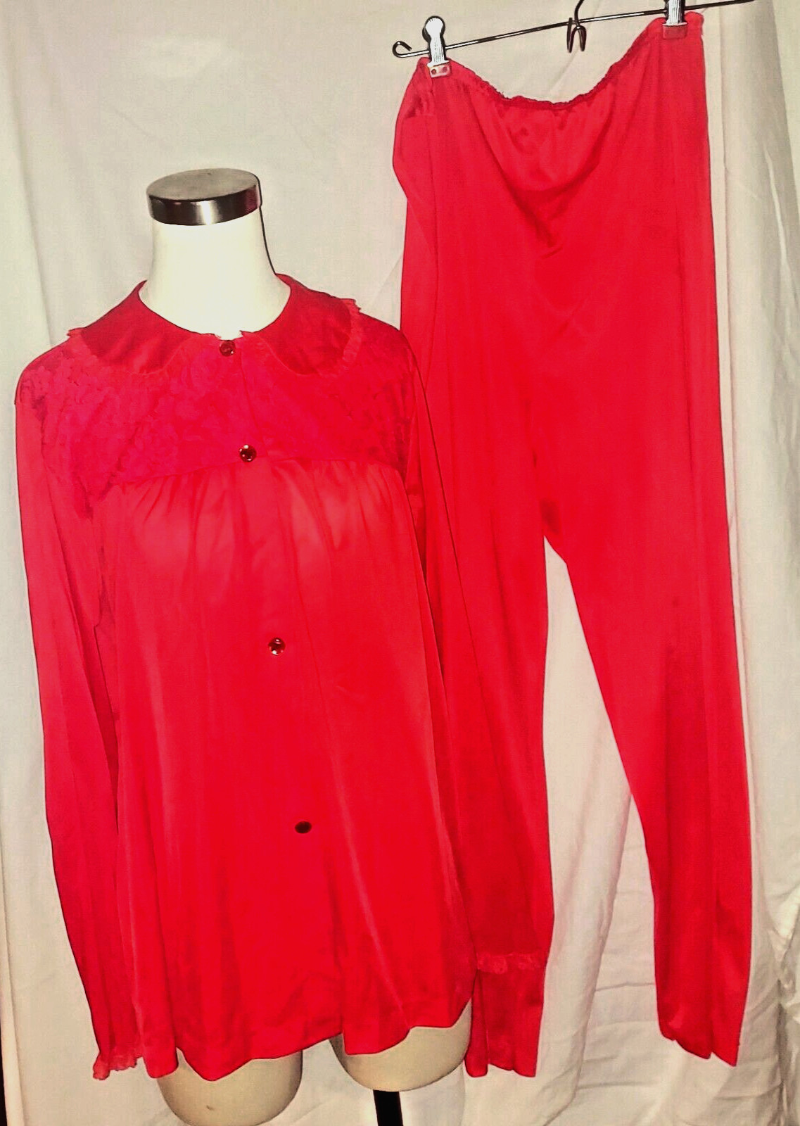 Vintage Nancy King Tomato Red Nylon Pajamas Size 38