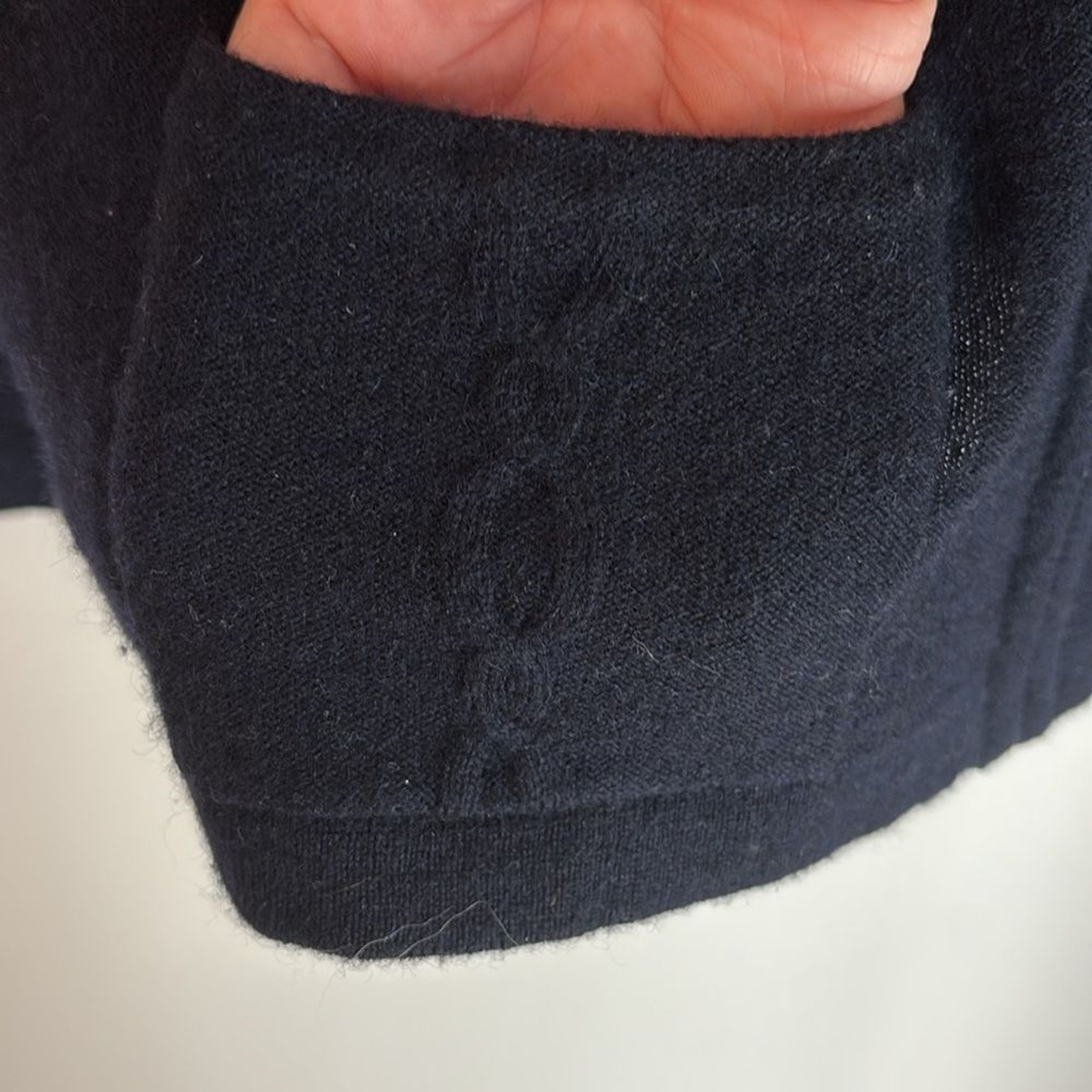 Vintage 100% Cashmere Women’s Classic navy blue full zip cable knit Sweater LG