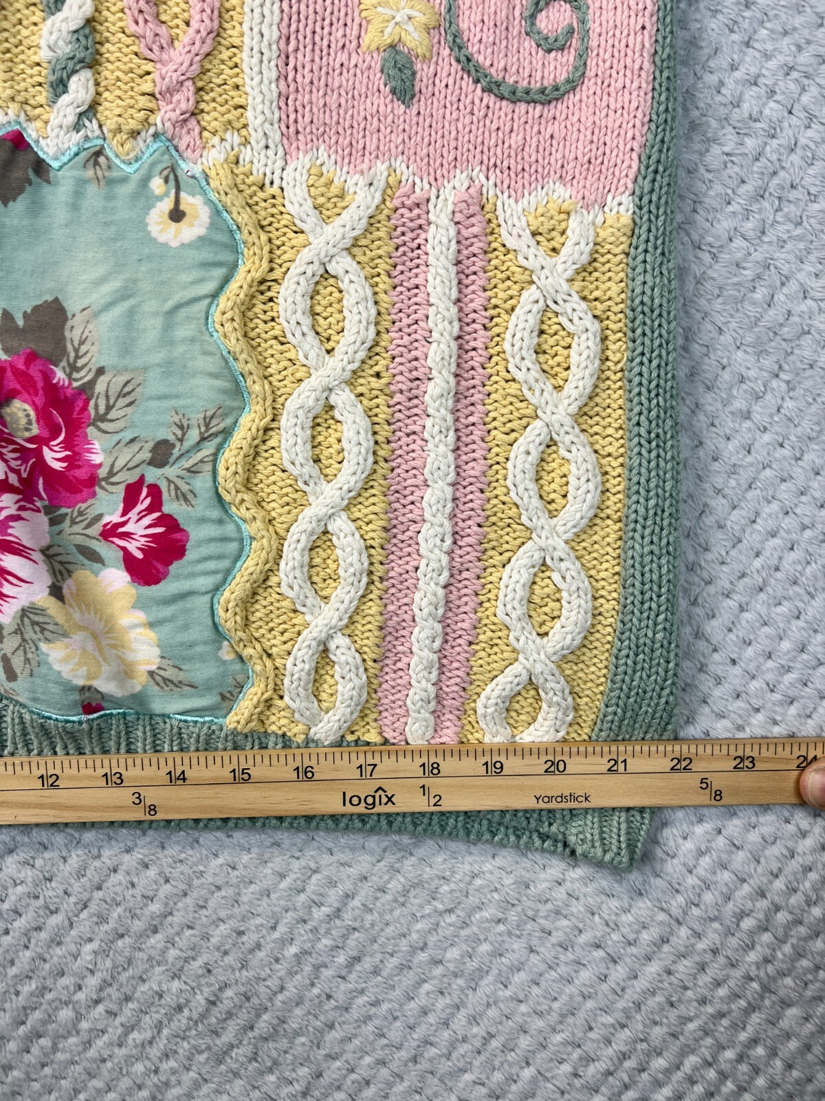 Cervelle Women Patchwork Sweater Cable Knit Large Embroidered Grannycore Vintage