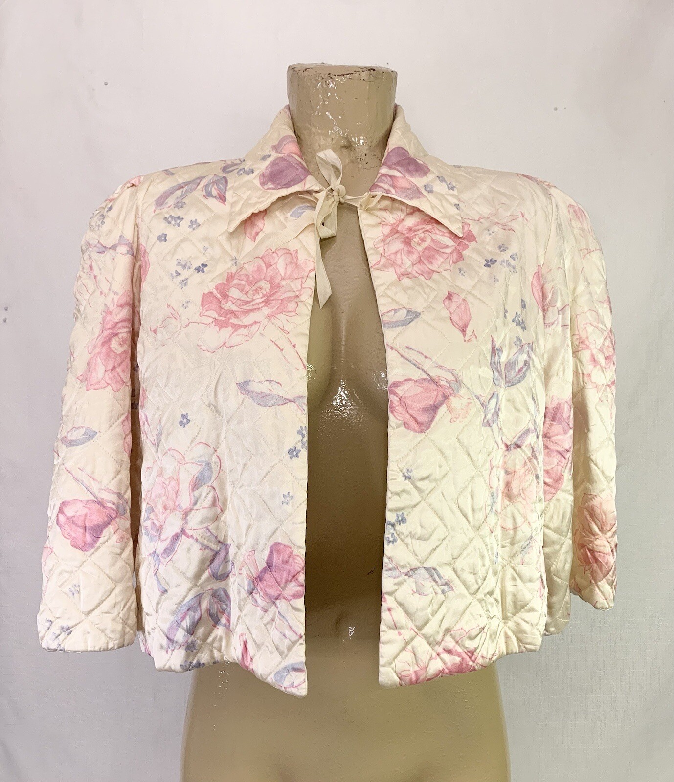 Vintage Laros 633 Bed Jacket Large 41” Long Rayon Floral 40’s 50’s Vtg