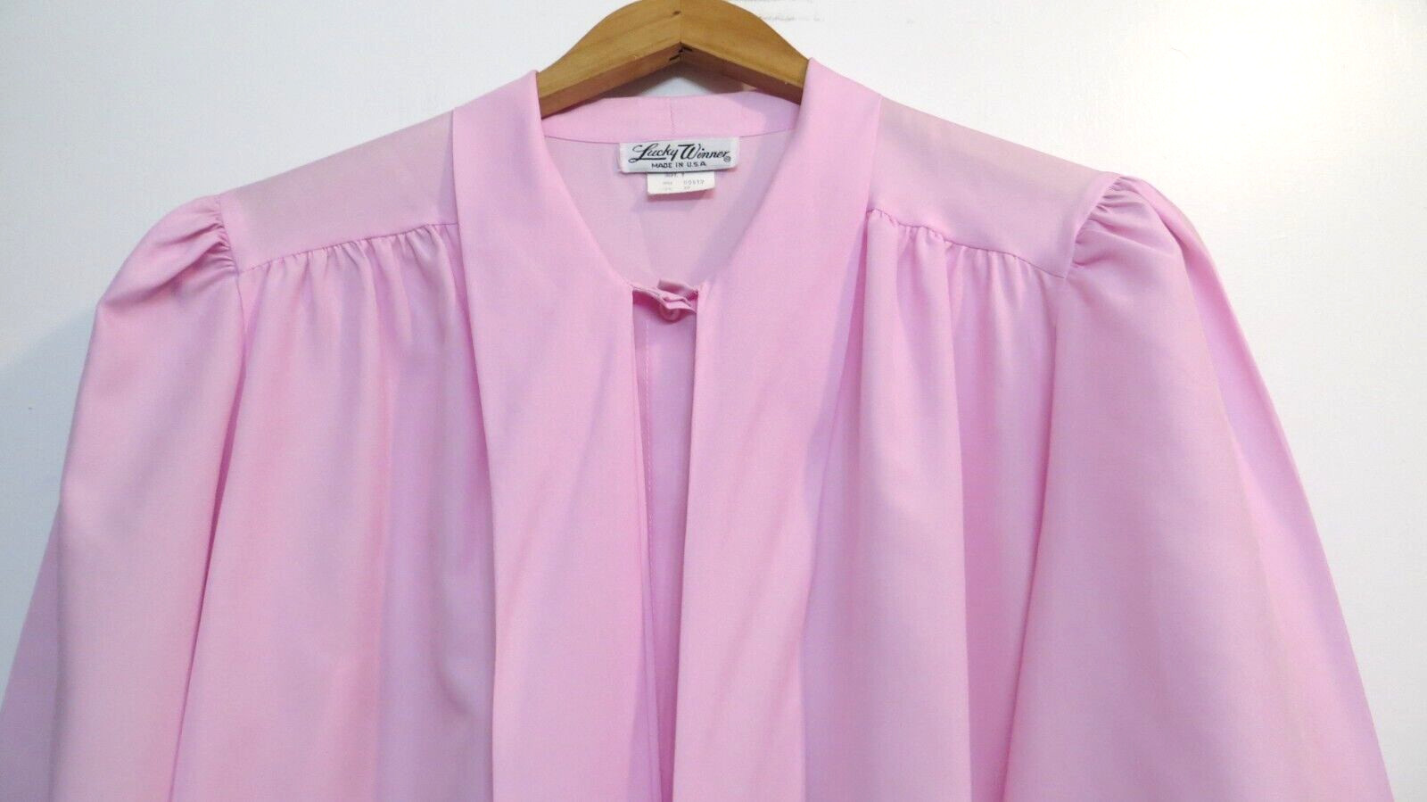 Vintage Lucky Winner Shirt Womens 10 Light Pink Button Up Lightweight Business