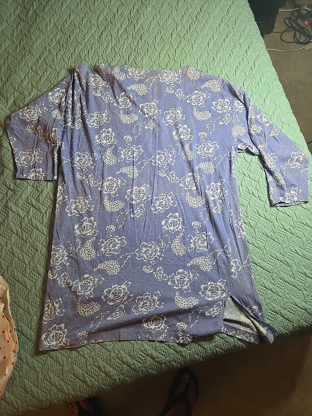VTG XL Claire’s Rose Cotton Floral Long sleeve Nightgown 100%cotton