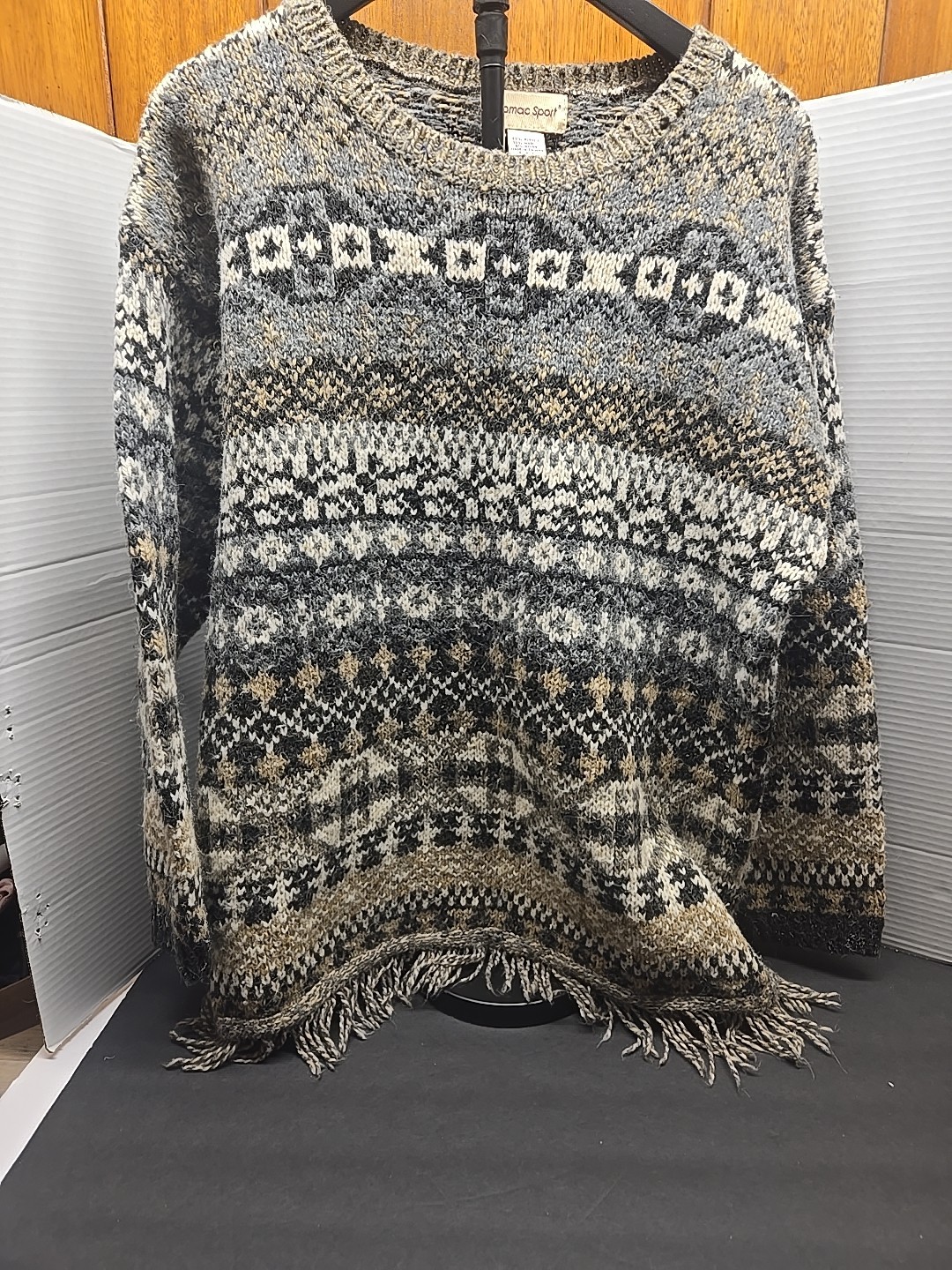 Stylish Potomac Sport Vintage Knot Sweater/Cozy Wool Blend, Size L/ classic look