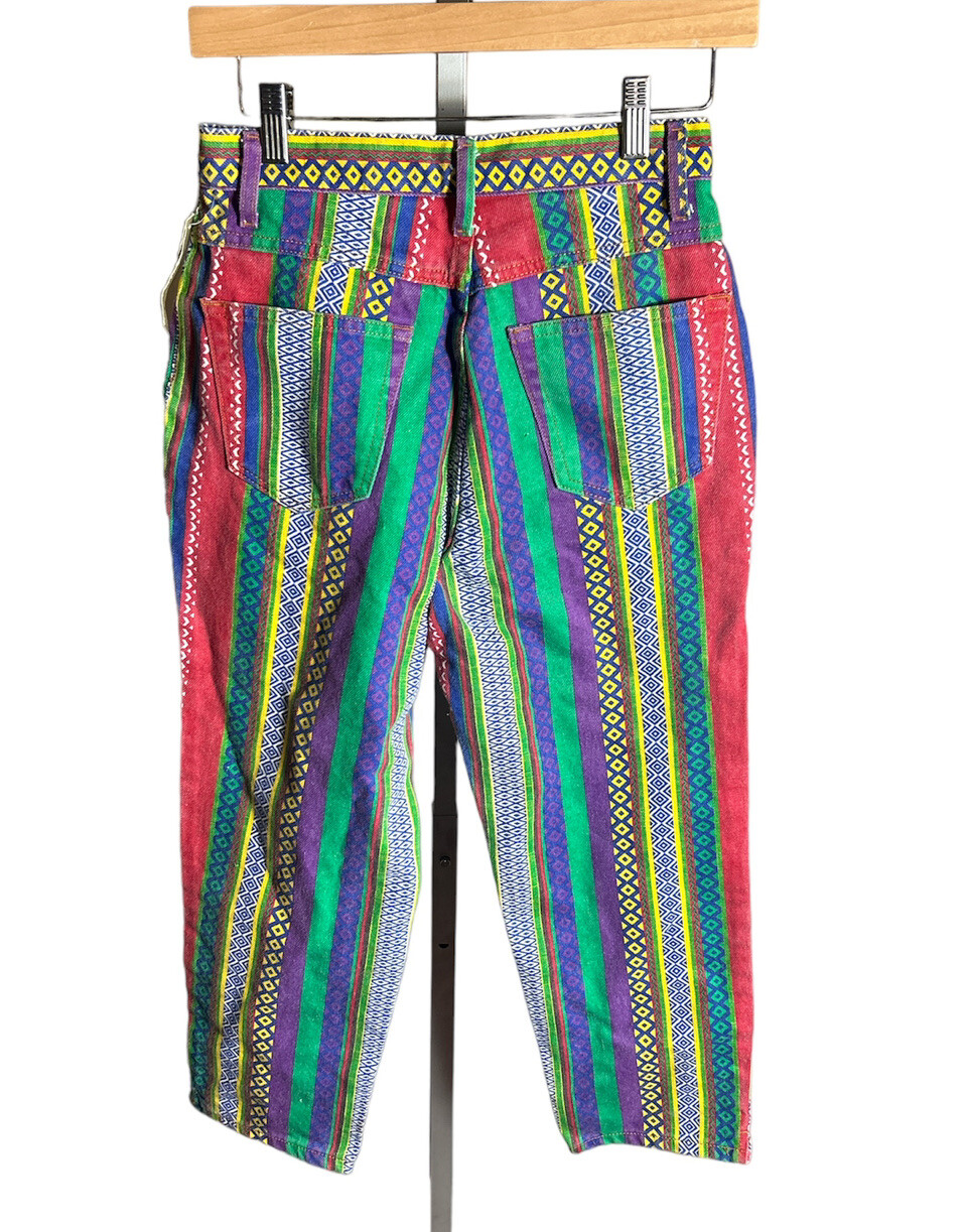 New Vintage LA Gear Tribal Pattern All Over Sz 7 26 x 23” Colorful Fun Jeans 90s