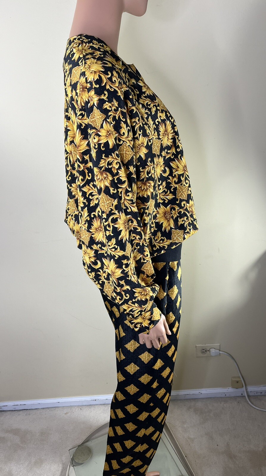 Vintage 1980’s Size 10 Collections by Josephine L/Sleeve Poly Jacket & Pant Set