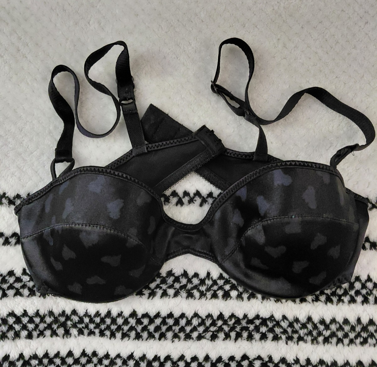Vintage Lovable Black Satin Underwire Bra 36 A