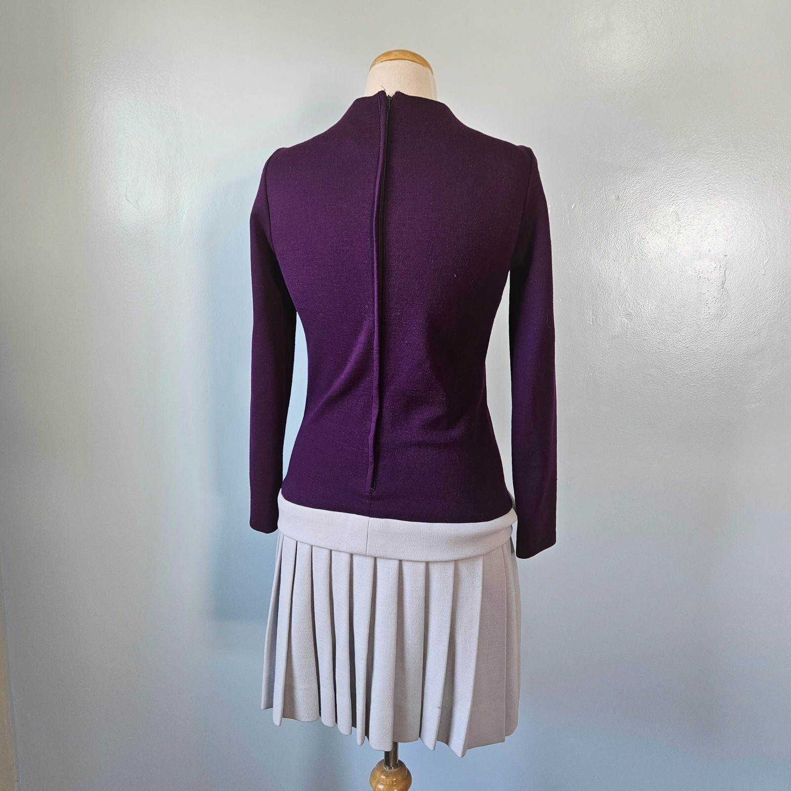 Vintage Kiwa Ltd Purple Gray Mock Neck Drop Waist Pleated Mini Dress Mod Wool M