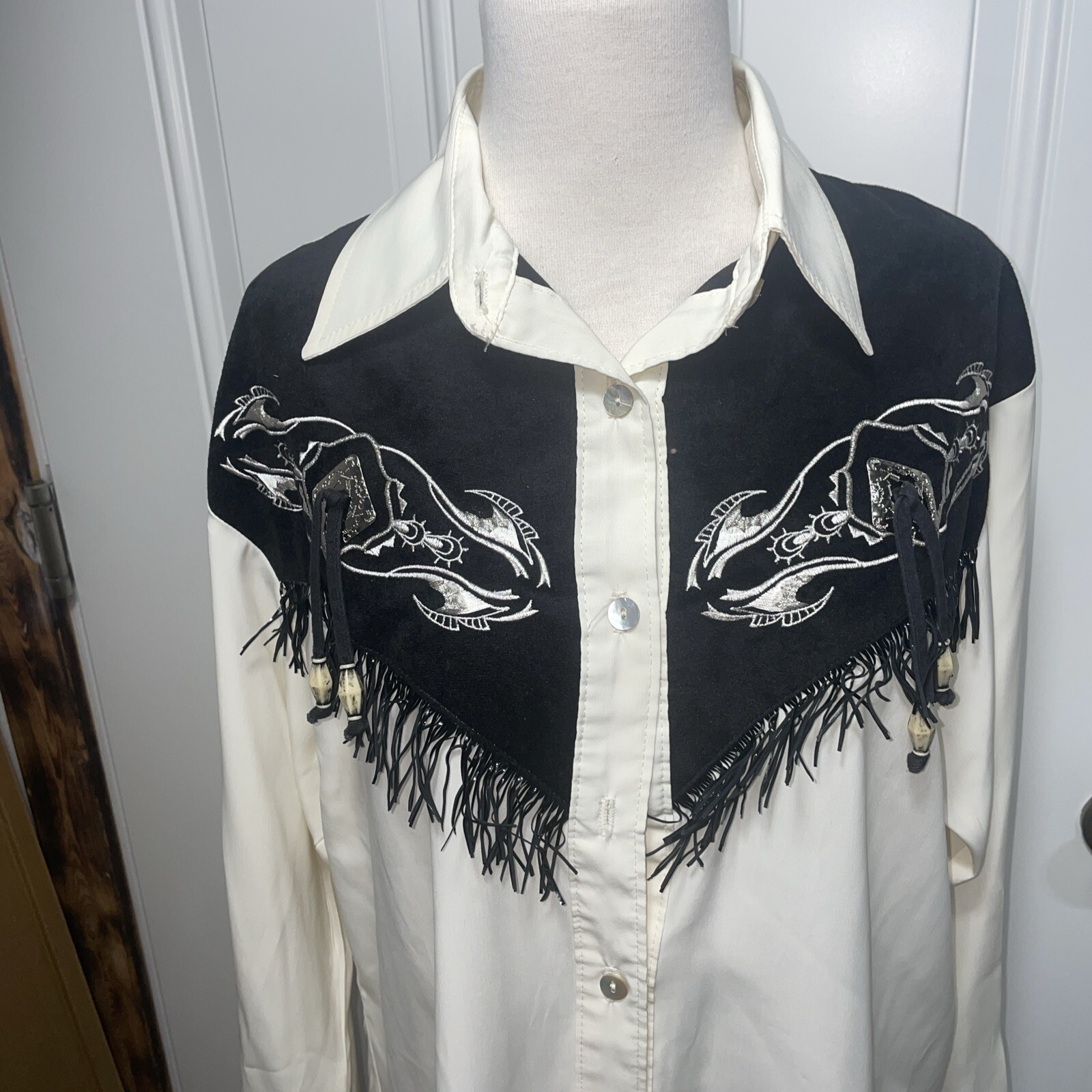 VINTAGE 1849 AUTHENTIC RANCHWEAR USA LADYS MED BUTTON UP BLOUSE 1980’s