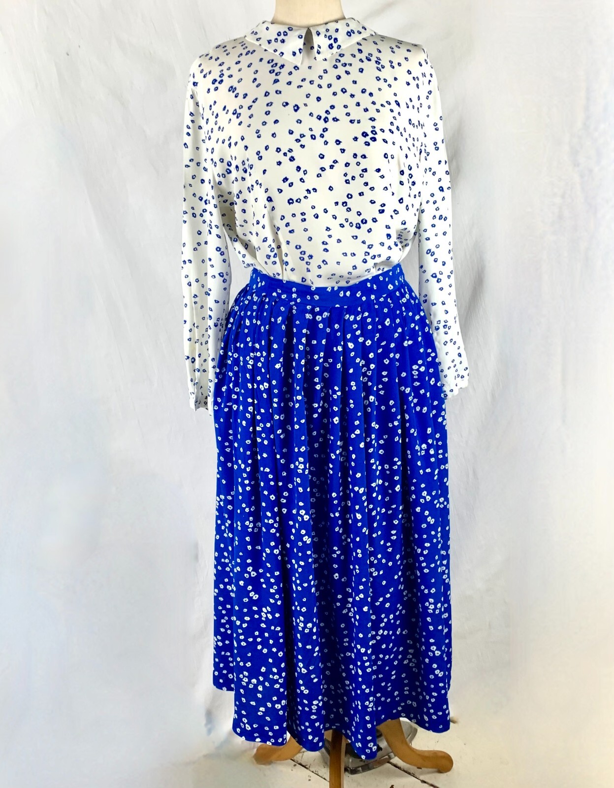 Vintage 1980s Carroll Reed 2 pc Dress 10-12 Blue and White Sm Circles Separates