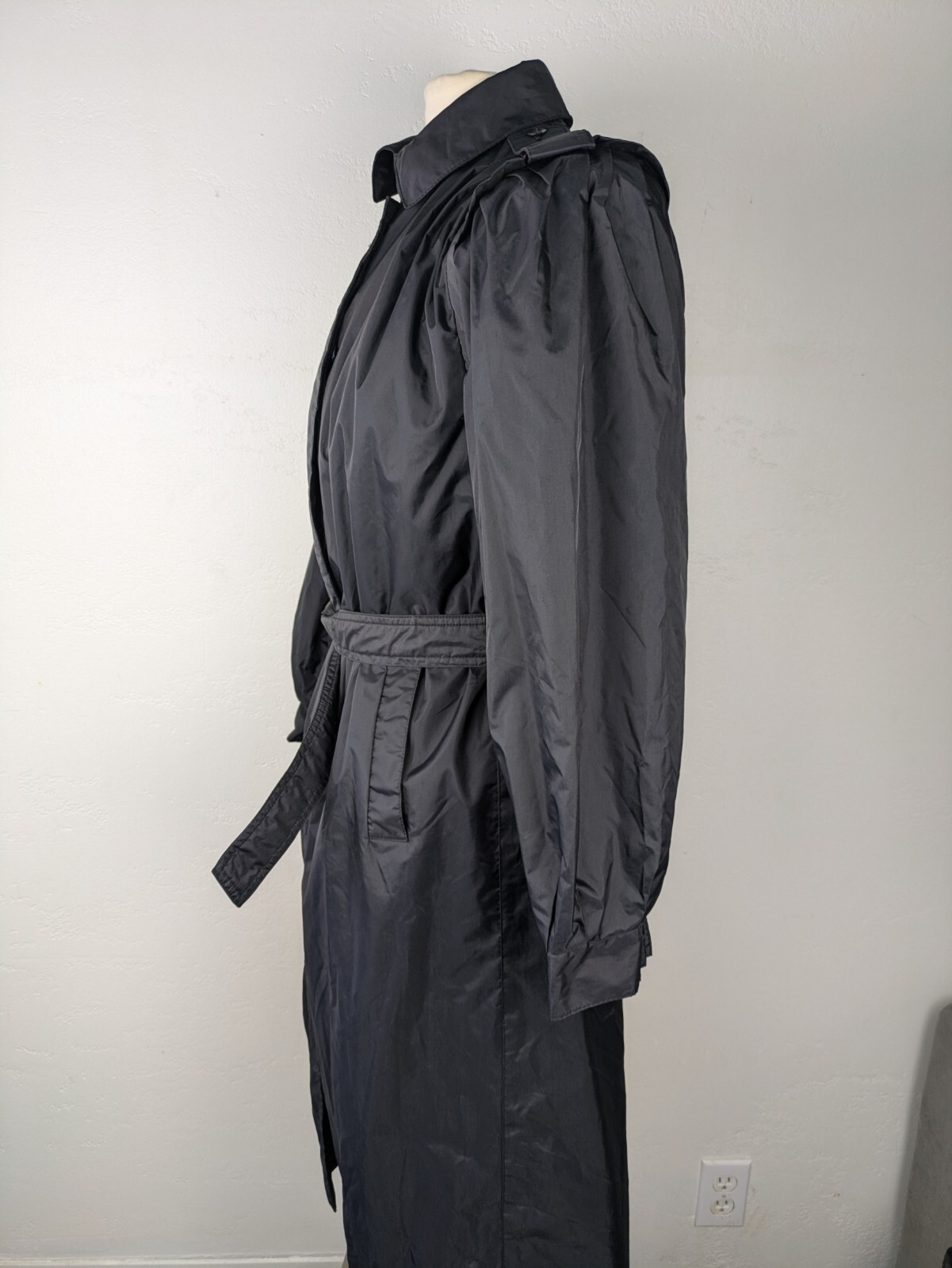 Vintage Women’s Rain Coat Long Black Trench Fog Nylon Jacket Pleated 5/6