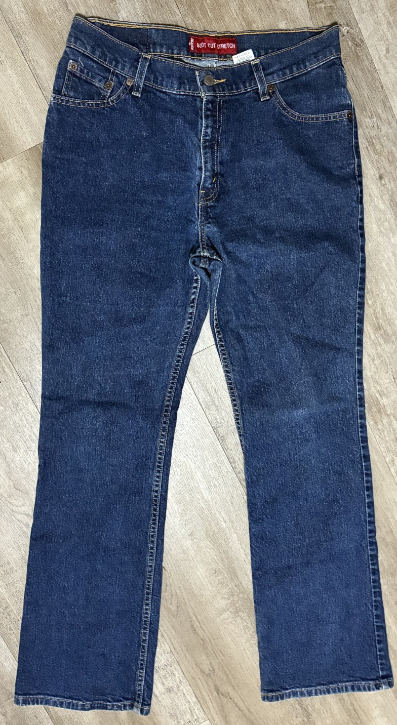 VTG Levi’s 517 Slim Fit Bootcut Jeans Y2K Women Sz 13 M Jr Med Wash
