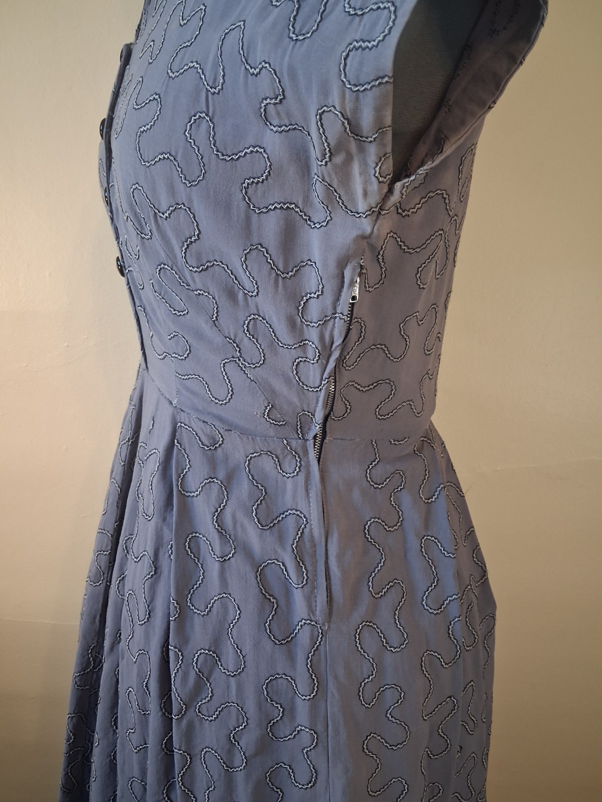 Vintage 1940s Dress, Textured Violet Dress Size Zip Size Small Retro Rockabilly
