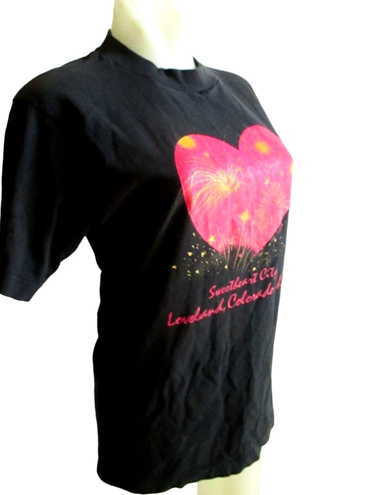Vintage Women’s T-shirt Small Single Stitch Loveland Colorado Heart 1980’s USA S