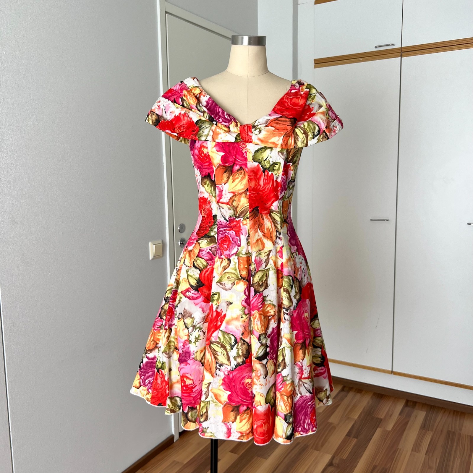 1980s Floral Rockabilly Cotton Dress Off Shoulder Fit & Flare Pin Up Party Retro