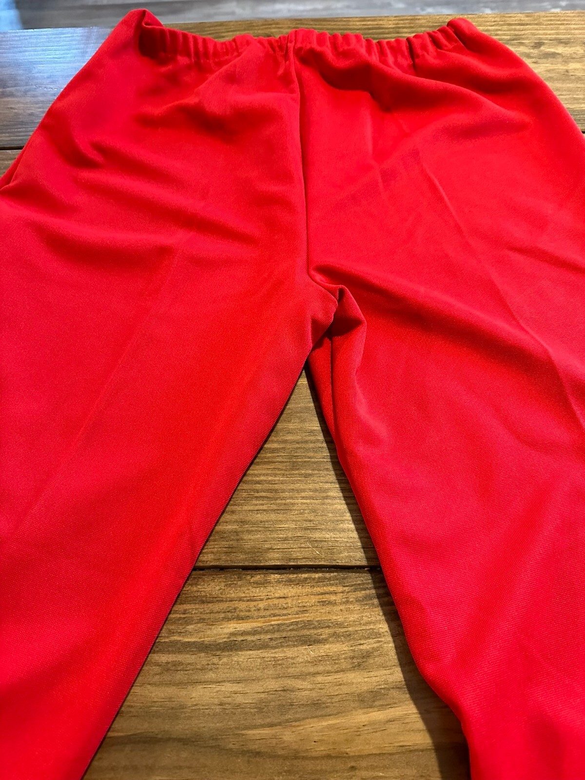 Vintage 1980’s Women’s Red Pleated Polyester Blend Pants 28″ x 28″