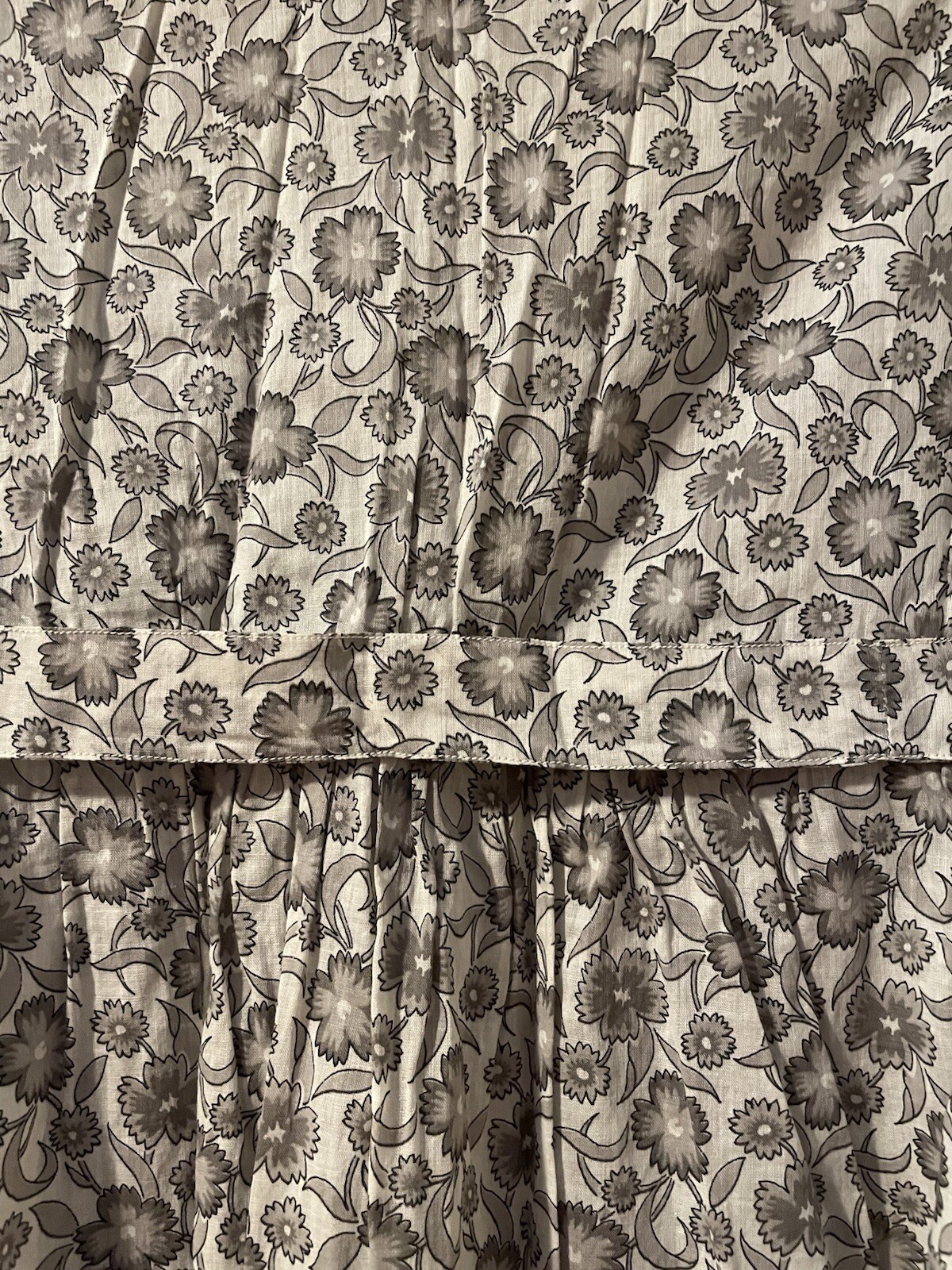 Incredible Early 1900s Cotton Calico Floral Day Dress Gray Lace