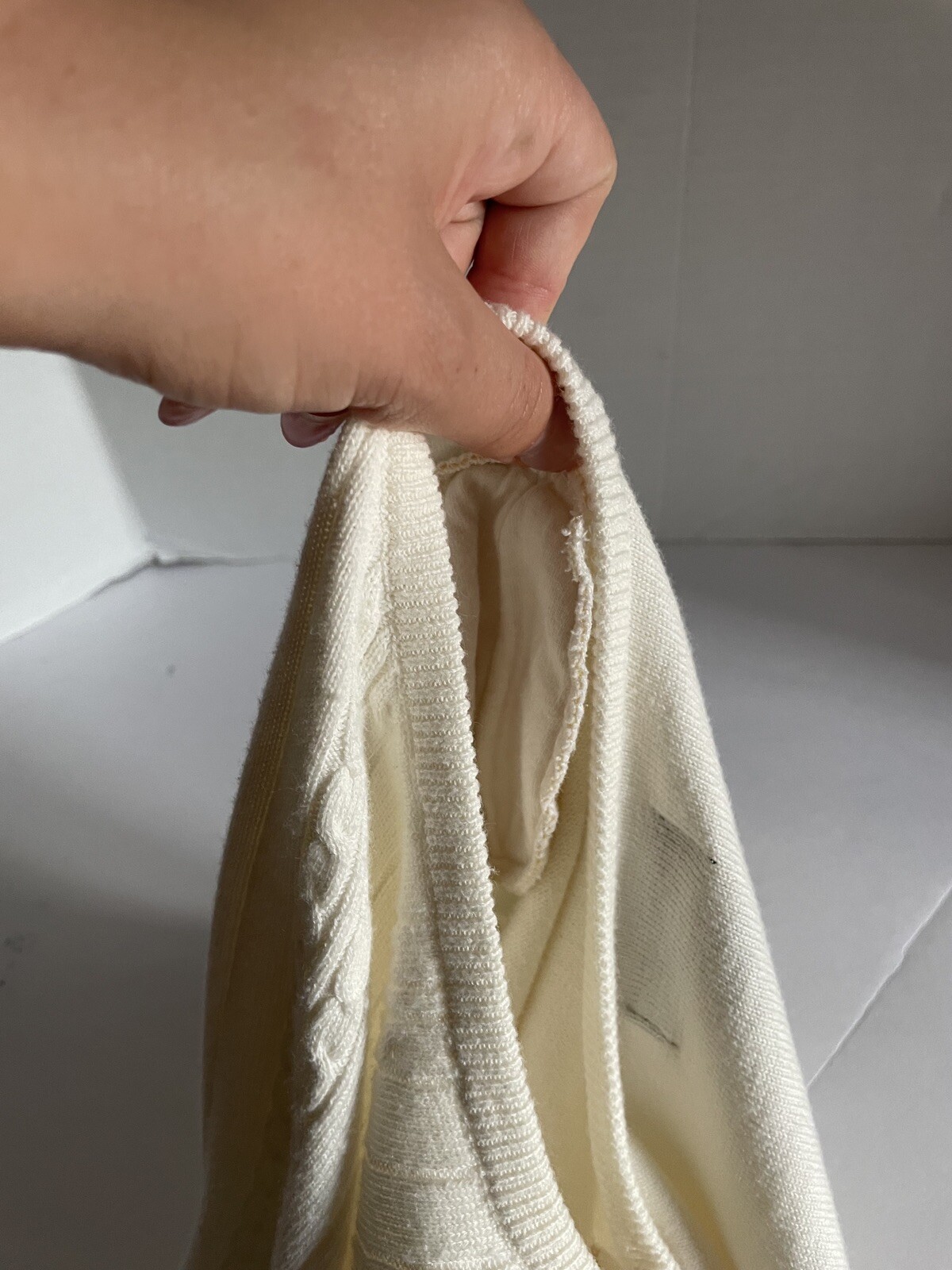 Vintage Yarnworks Sweater Med Cable Knit Shoulder Pads Short Sleeves Cream*