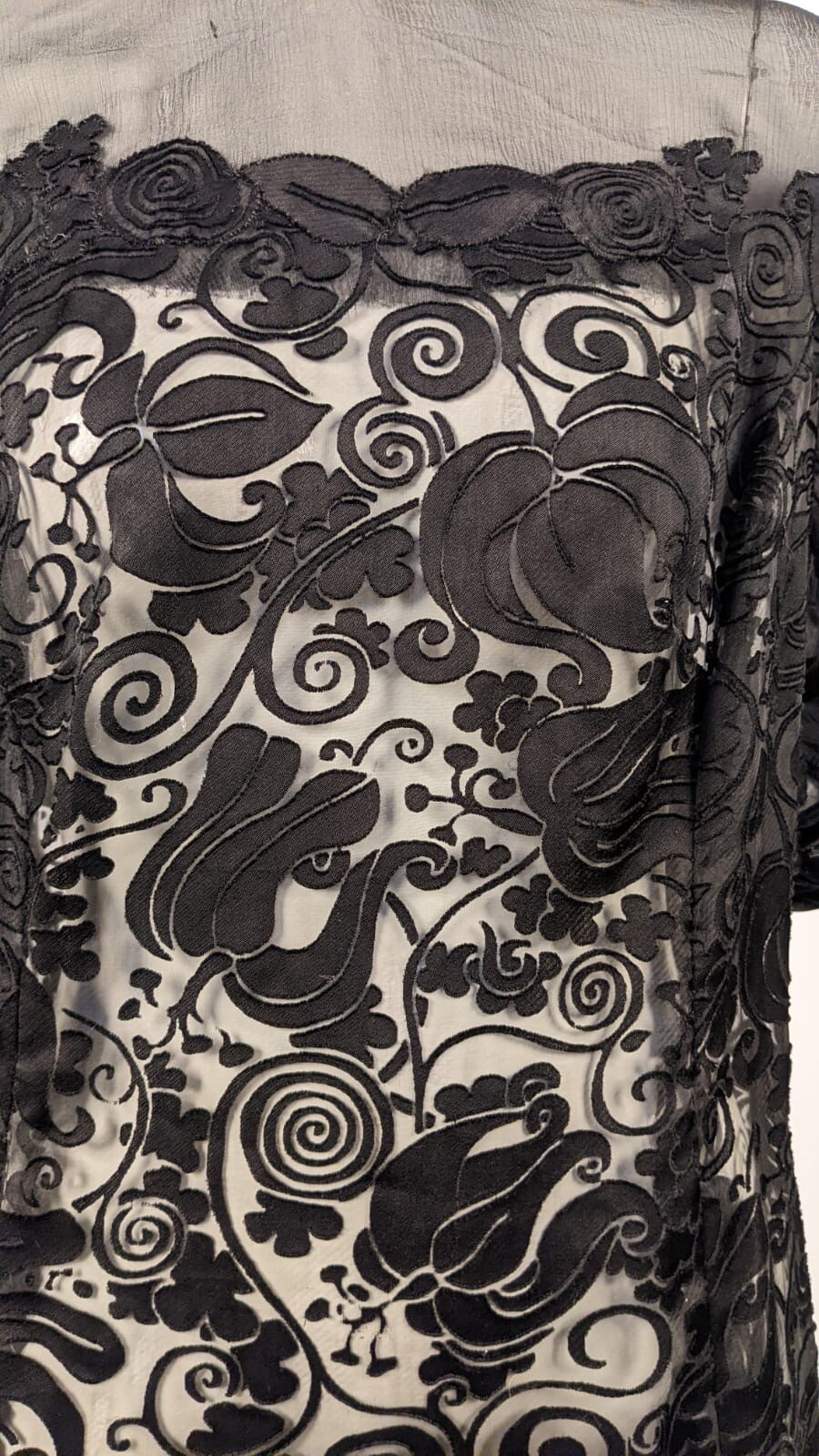 EYECATCHING VINTAGE 1960’S VOIDED FLORAL + SILK CHIFFON EVENING DRESS 