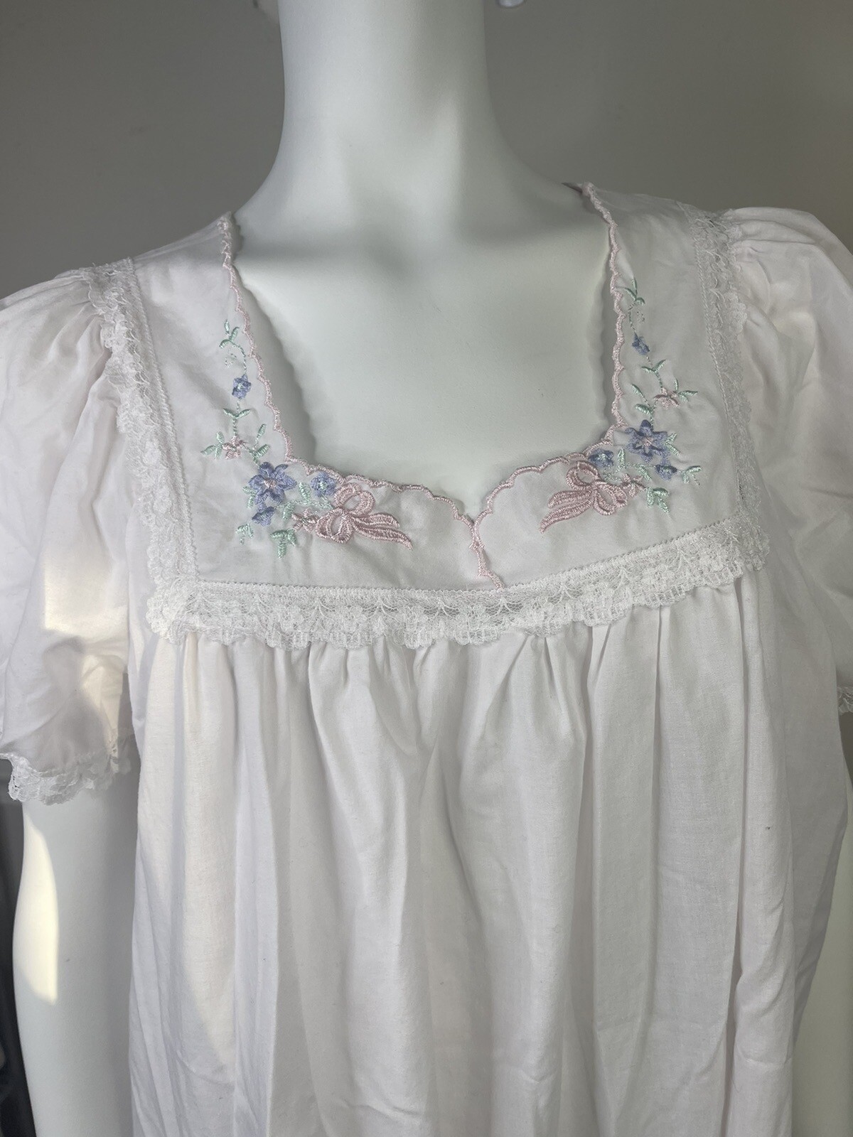 Vintage Carole Pink Semi Sheer Lightweight Cottage Prairie Nightgown Large