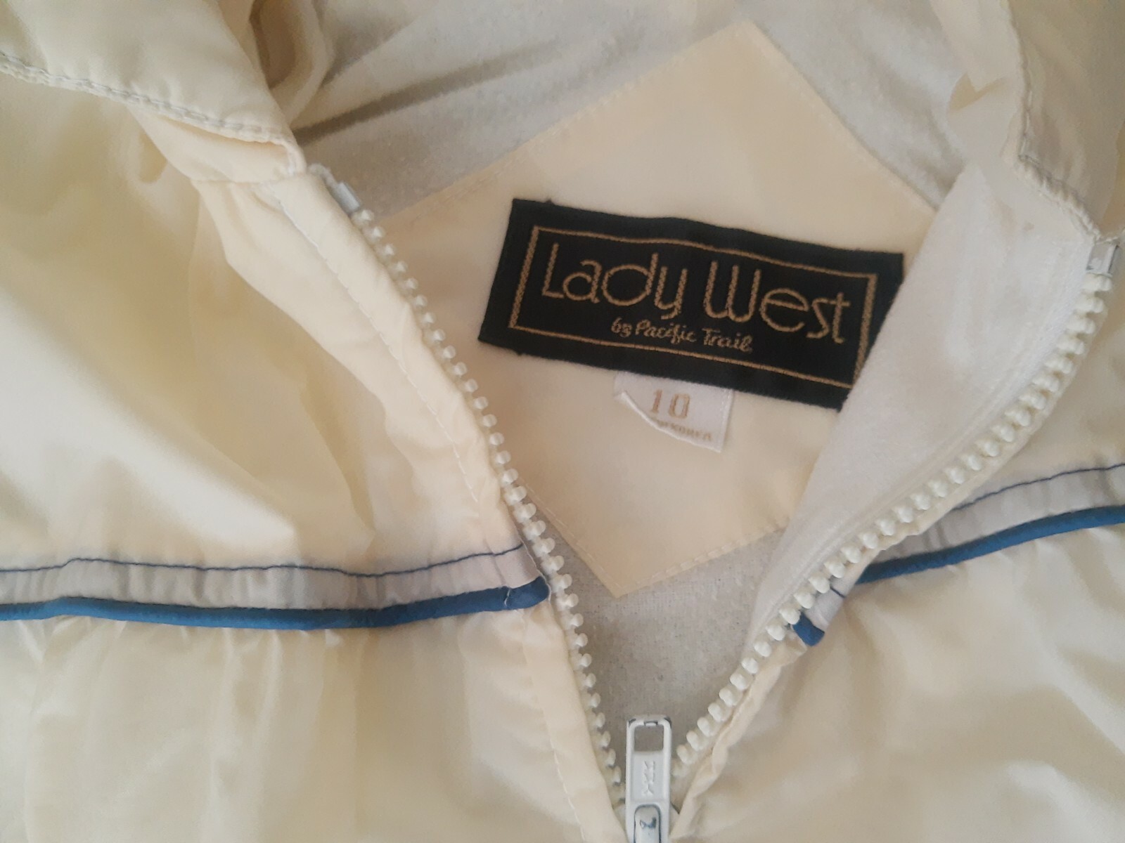 Vintage 80’s Women’s Lady West Pacific Trail Rain Jacket Coat Cream White S Med