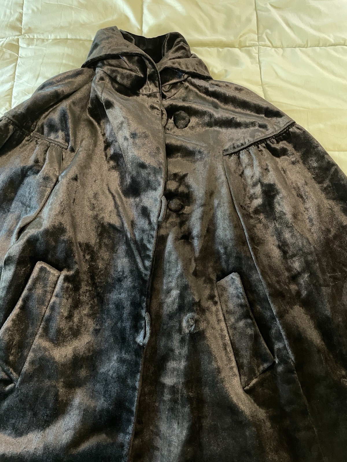 VTG 1930s Velvet Opera Cape Cloak Art Deco Floral Rayon Satin Lining &Belt Black