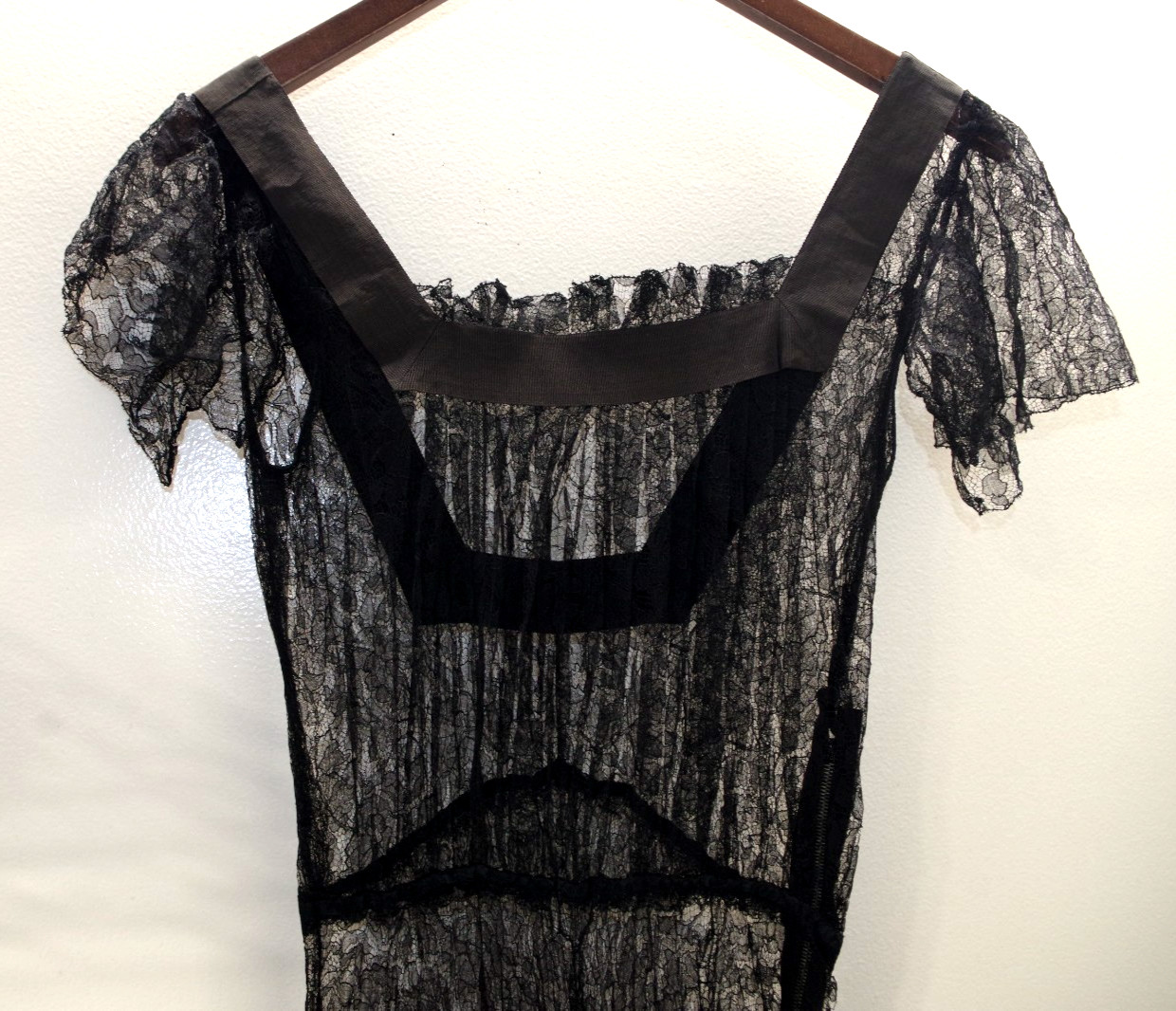 T3 ANTIQUE 1920’S SHEER BLACK French Lace Long DRESS Hand Sewn Grosgrain Ribbon