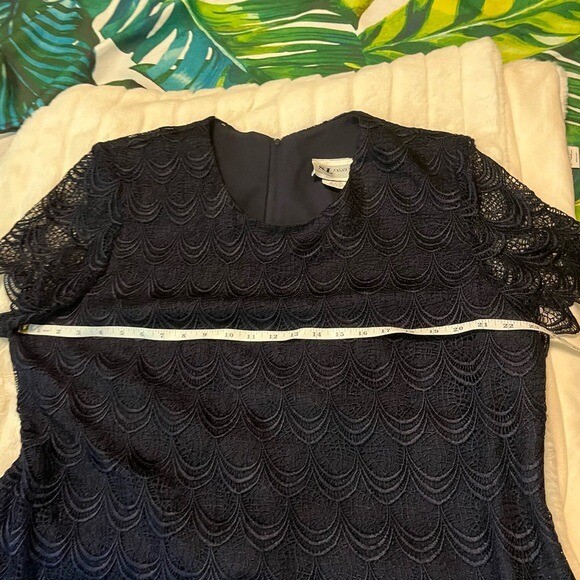 Vintage SL Fashions 14W/16W Dark Blue Lace Layered Church Office Cropped Blouse