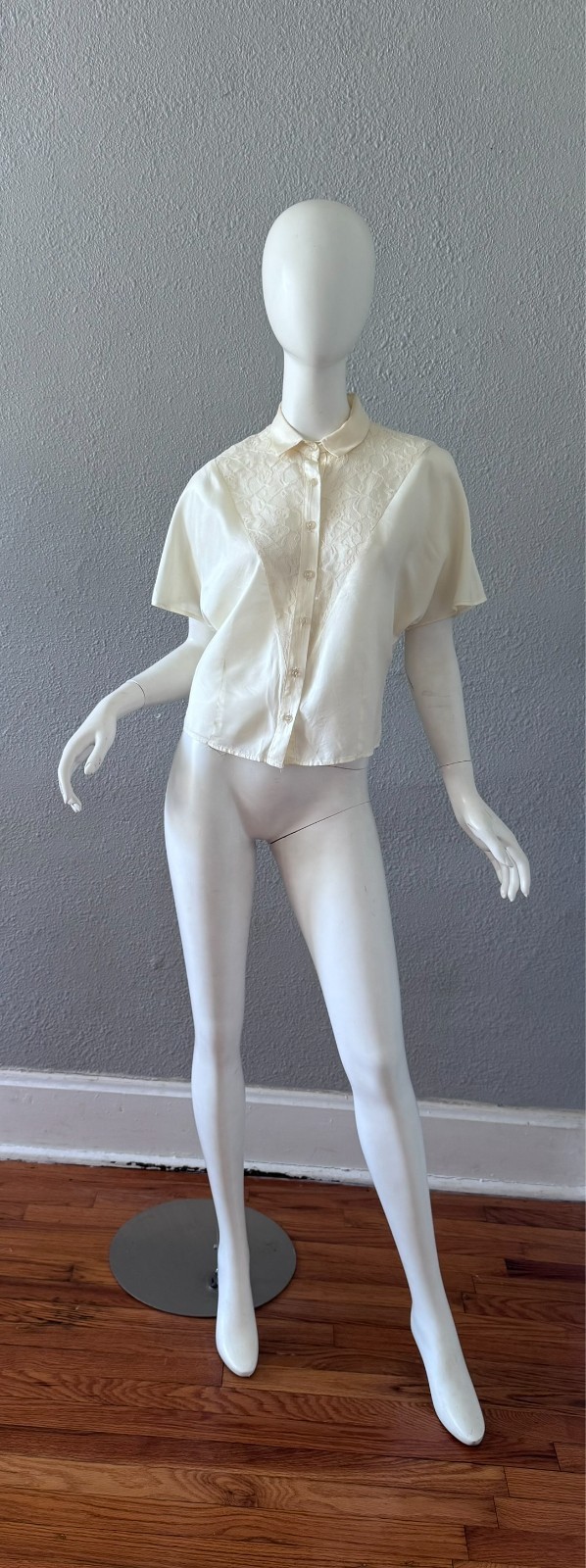 Vintage 70s Ivory Lace Button Dolman Sleeve Crop Top Blouse L