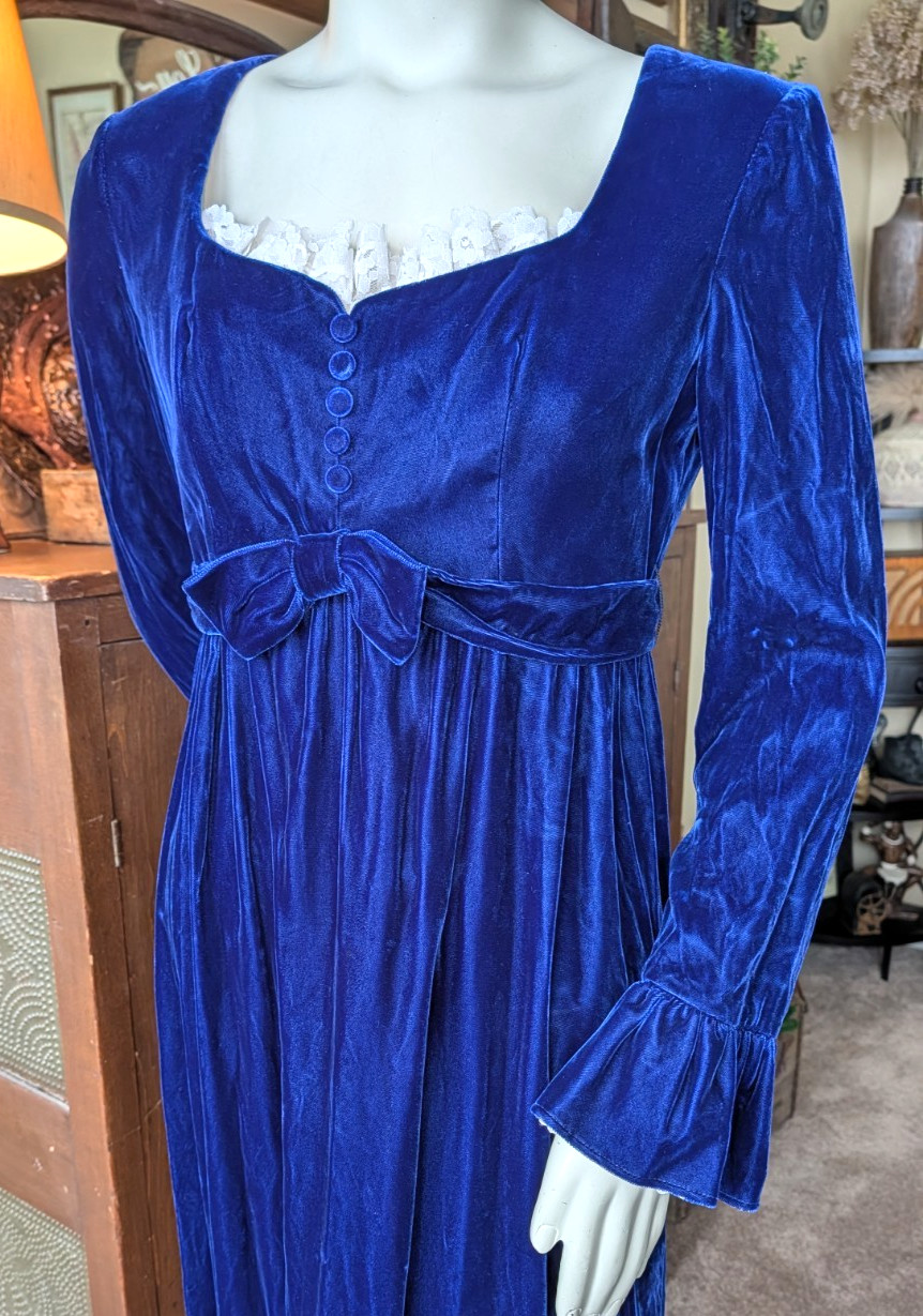 Vtg 13/14 Lorrie & Deb crushed velvet midnight blue Maxi Dress Prairie 60s 70s