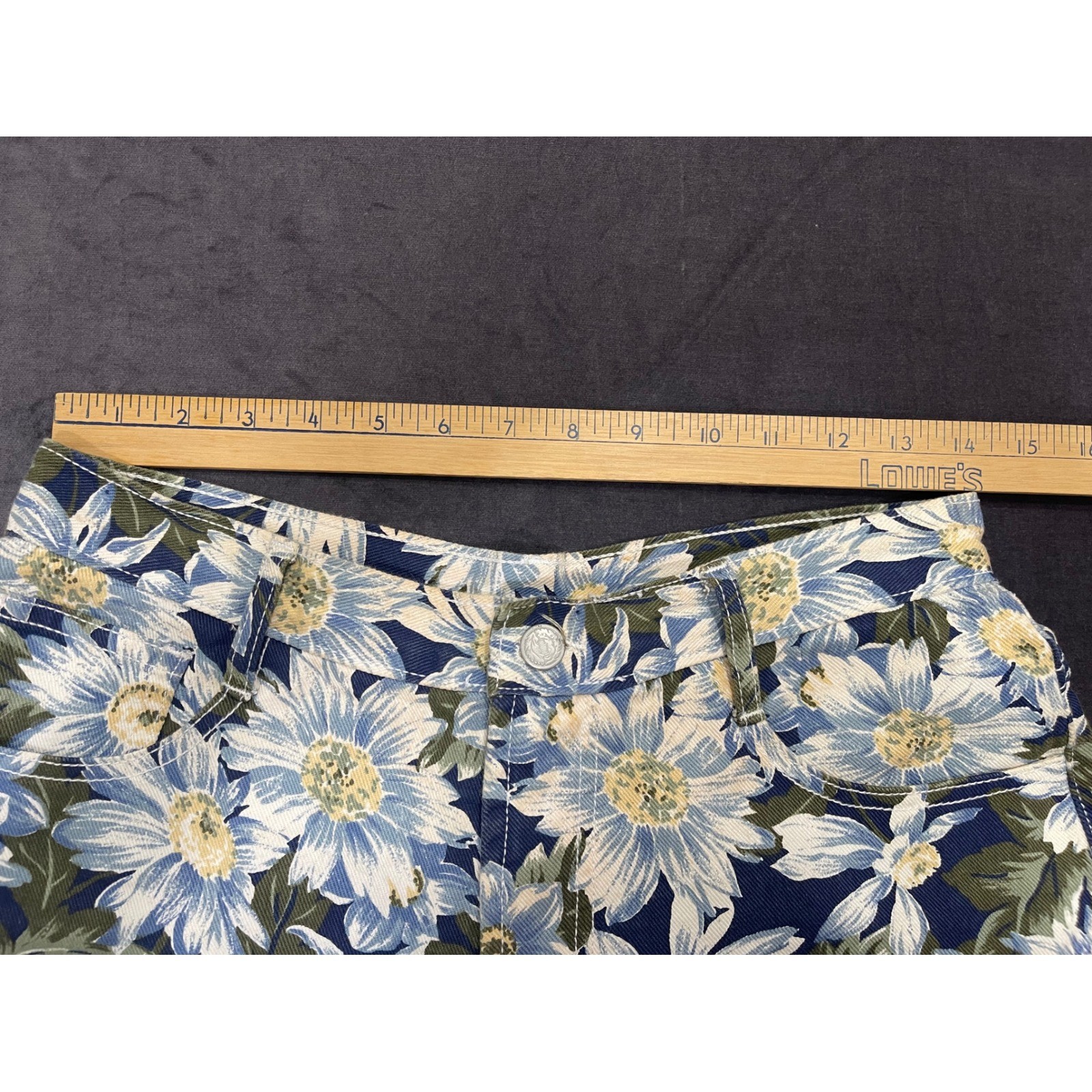 Vintage Niki-Lee California Denim Floral Daisy High Waisted Shorts Size 11
