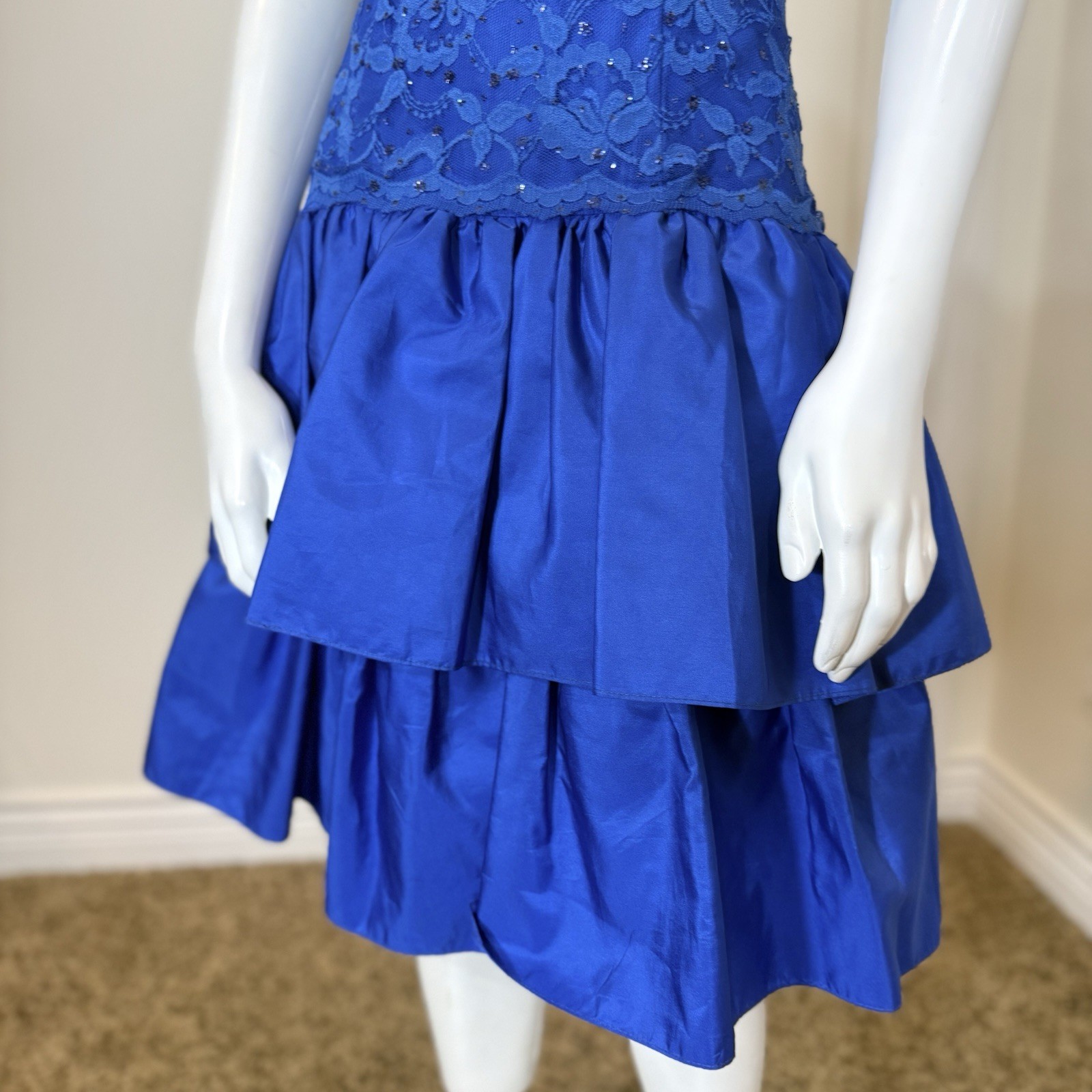 Vintage 80’s TIERED PARTY DRESS M Puff Sleeve Rhinestone Lace Barbie Bow Taffeta