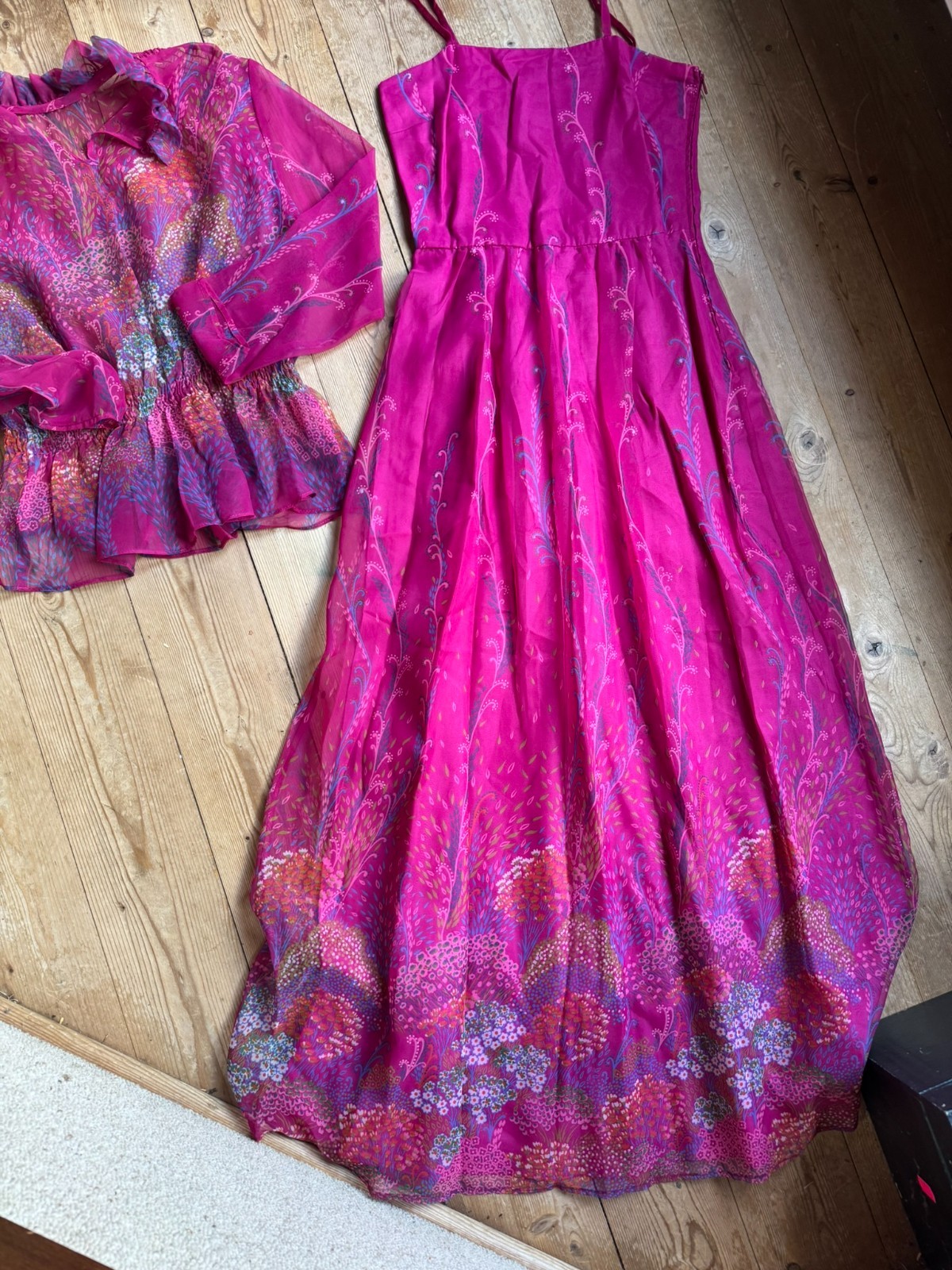 Vera Mont Vintage 70s Chiffon Maxi Dress Two Piece Pink Boho Size 32/34