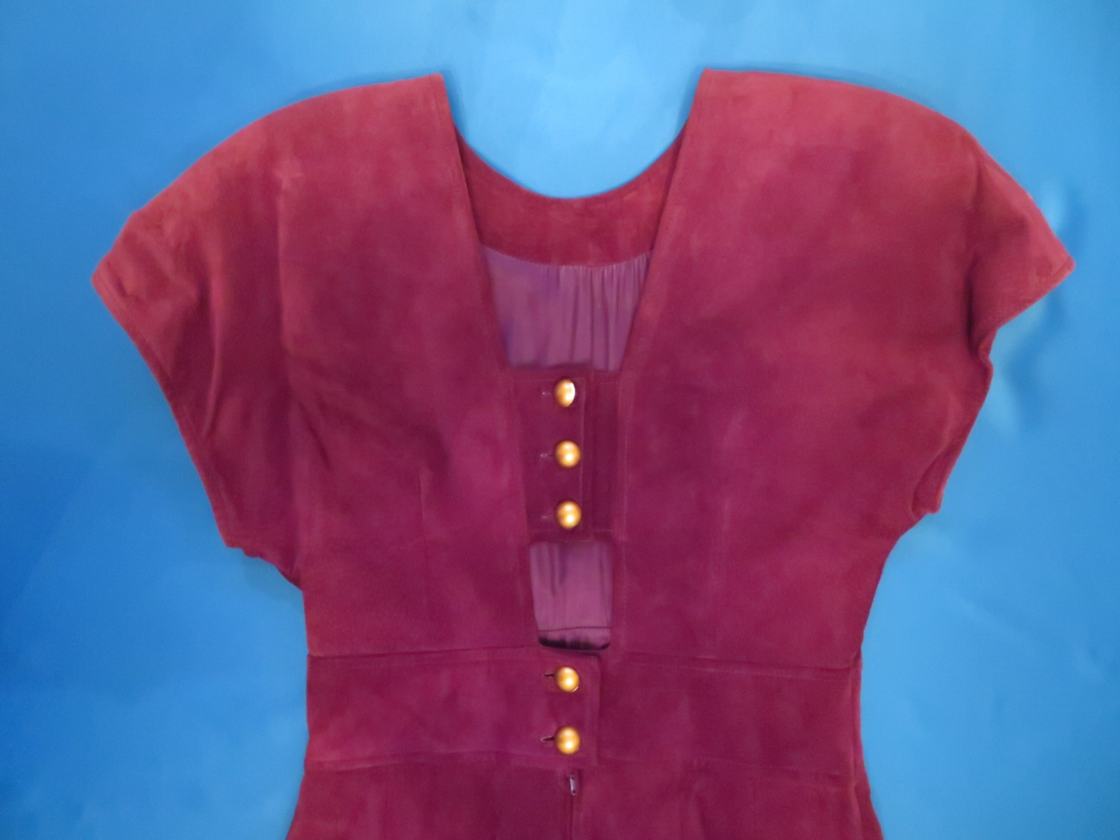 VINTAGE 1980s liz claiborne DRESSES Purple Suede Dress. Misses Size 8. RN 52002.