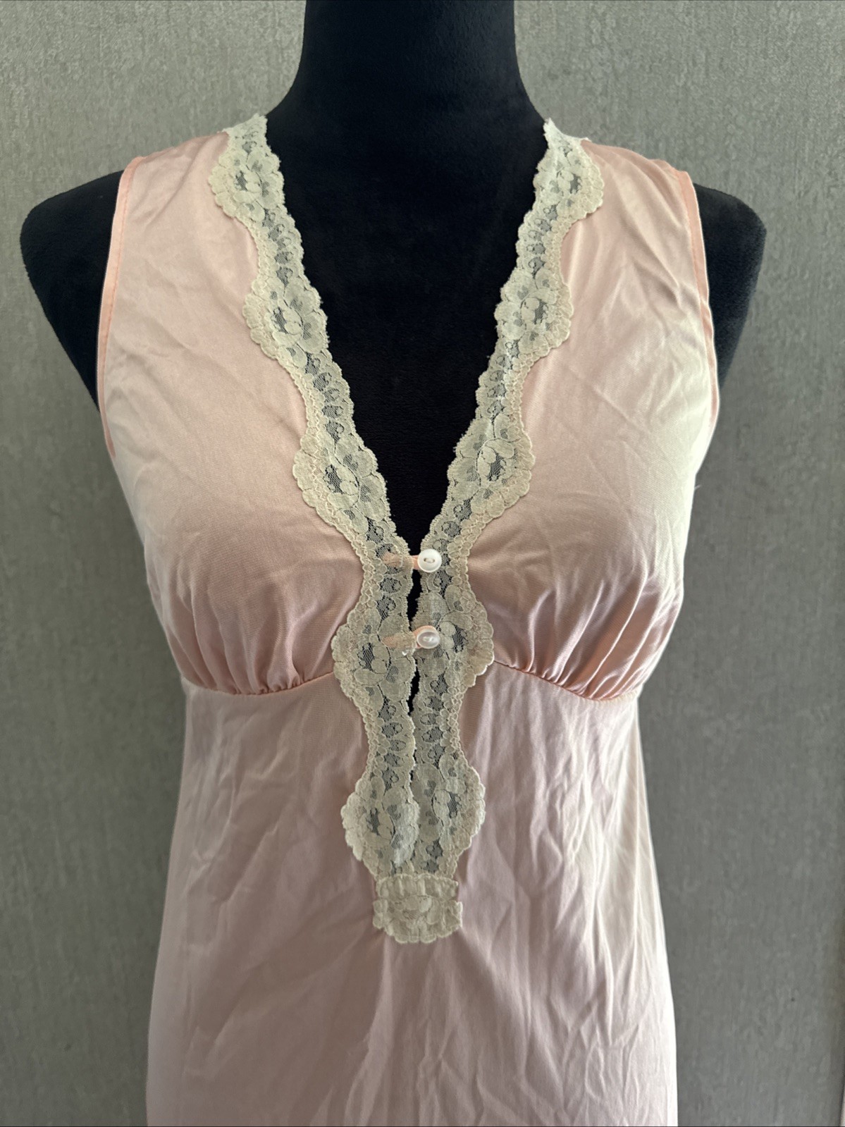 Vintage Lady Cameo Pink Nylon Nightgown Lace Trim Empire Waist Sleeveless