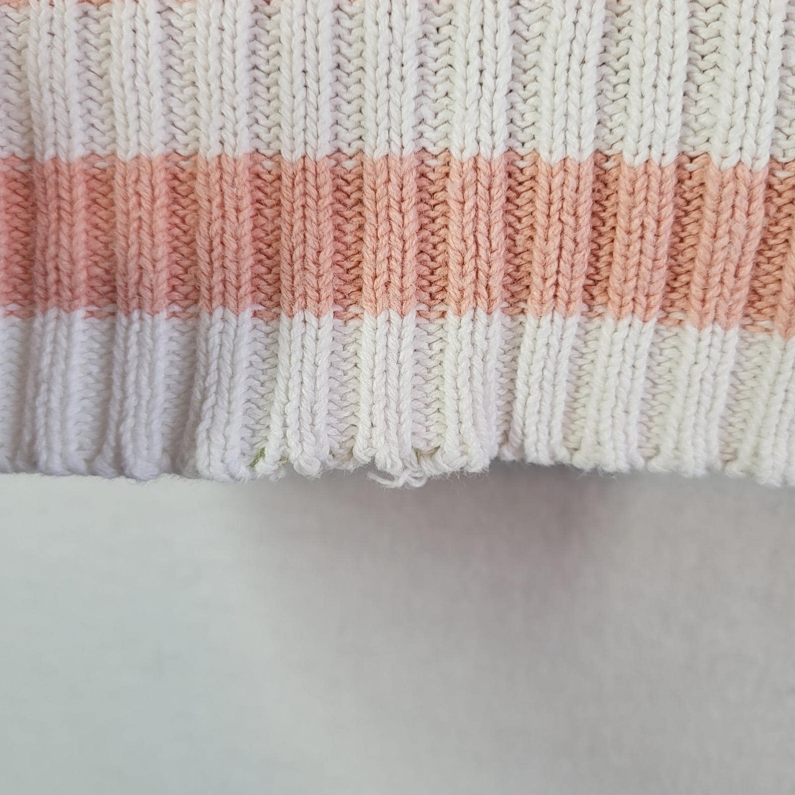 Vintage 90s Cable Knit Varsity Tennis Sweater Pink Cream Womens M Distressed