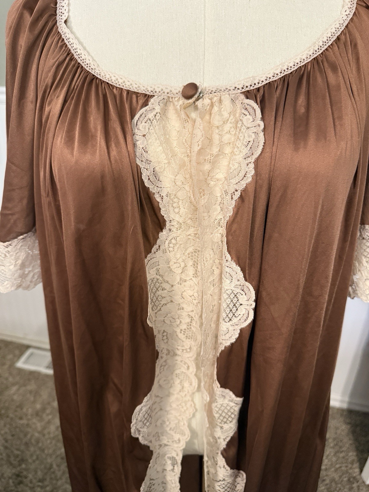 Vintage Jenelle of California Brown Long Robe Lace Size 2XL