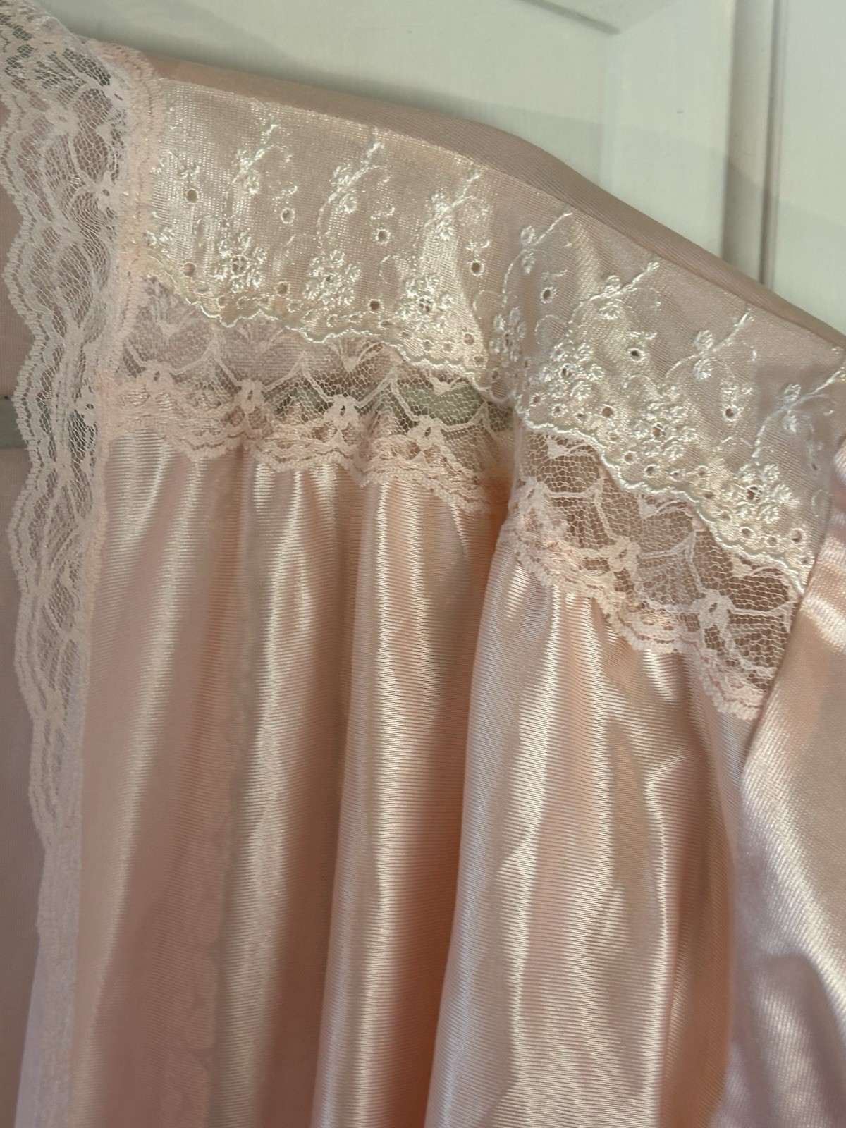 Vintage Pink Lace Trim Short Robe Belted Dreamwear Lingerie Made In USA Size L