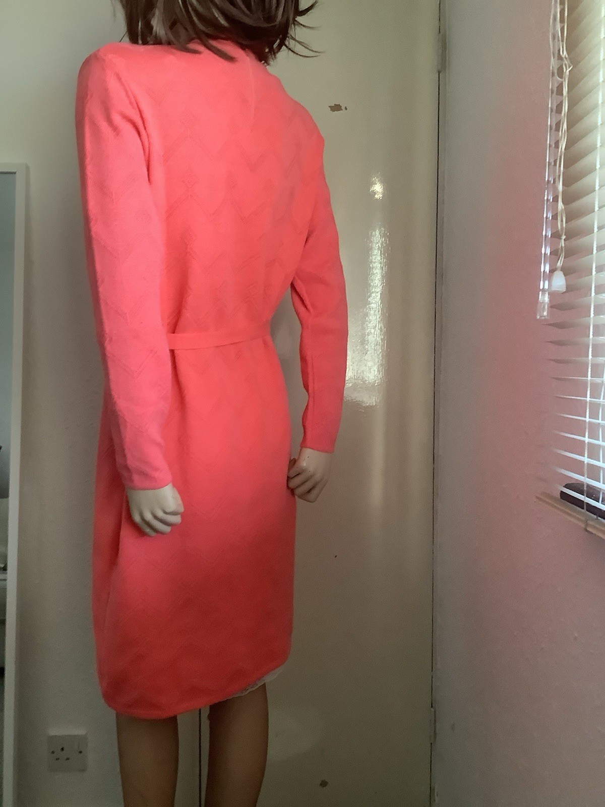 Vintage 1970s Coral Salmon Pink Knitted Dress 16