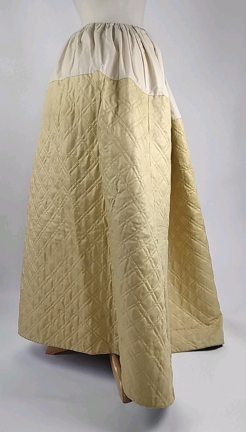 Antique 18th C Quilted Petticoat Skirt Hand Stitched Diamond Quilt c. 1780–1820