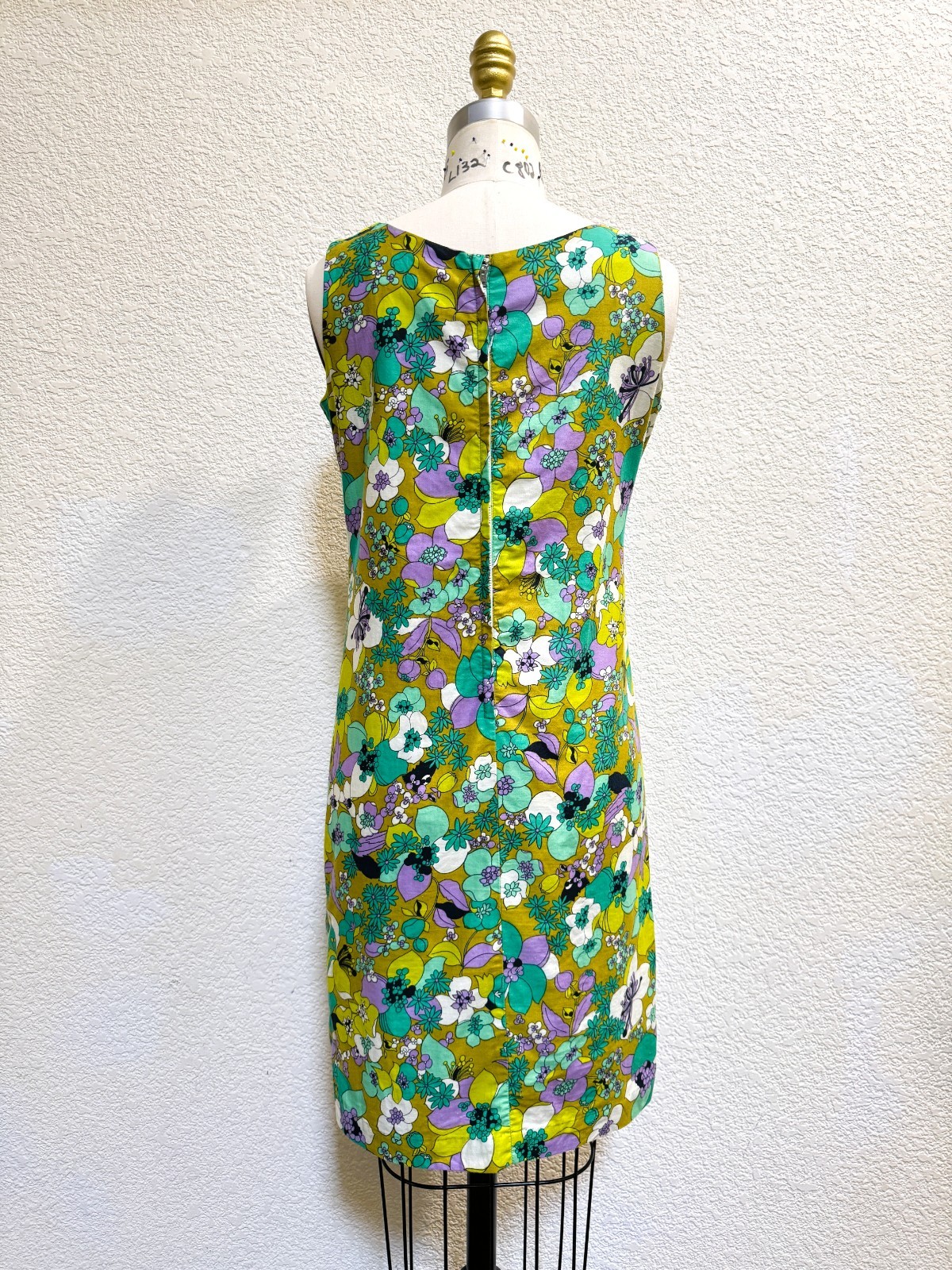 Vintage 1960s Green, Purple, Blue Floral Mini Shift Dress Small S