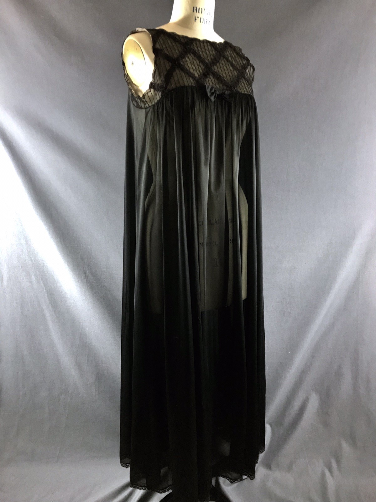Vintage EYEFUL BY FLAUMS Ultra Sheer Nylon Sweeping Nightgown Union Lingerie S