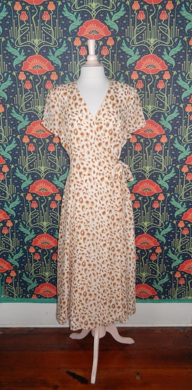 Vintage 90’s Y2K Spiegel Leopard Print Silk Wrap Midi Dress