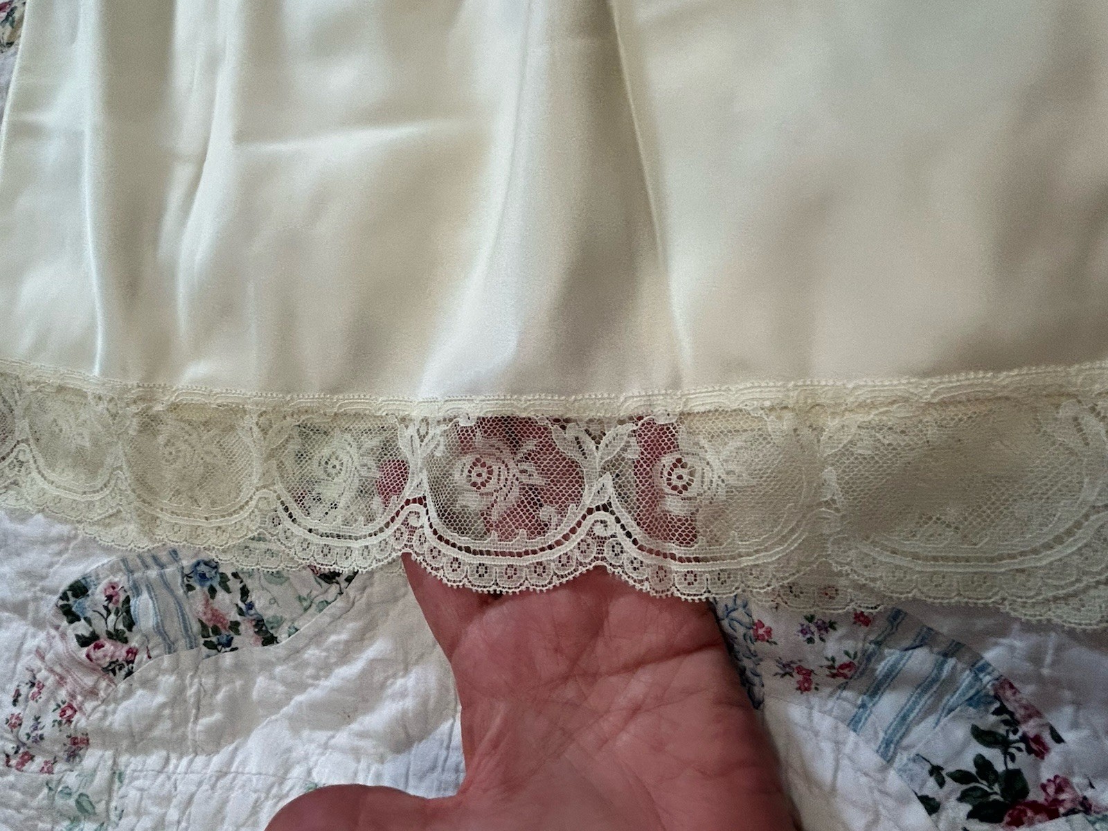 Vintage Lindsey Rose for Farr- West Half Slip Size Small– New with Tags