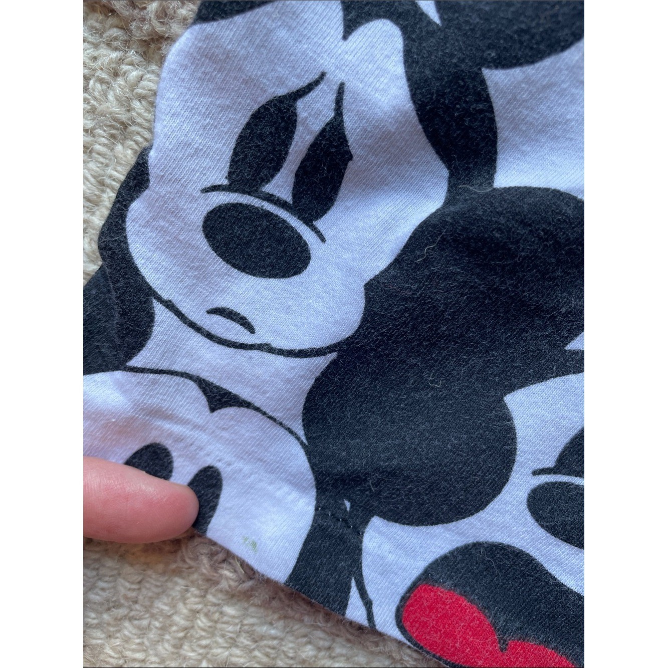 Vintage 90s Mickey & Co J.G. Hook T-Shirt All Over Print AOP Faces Expressions M