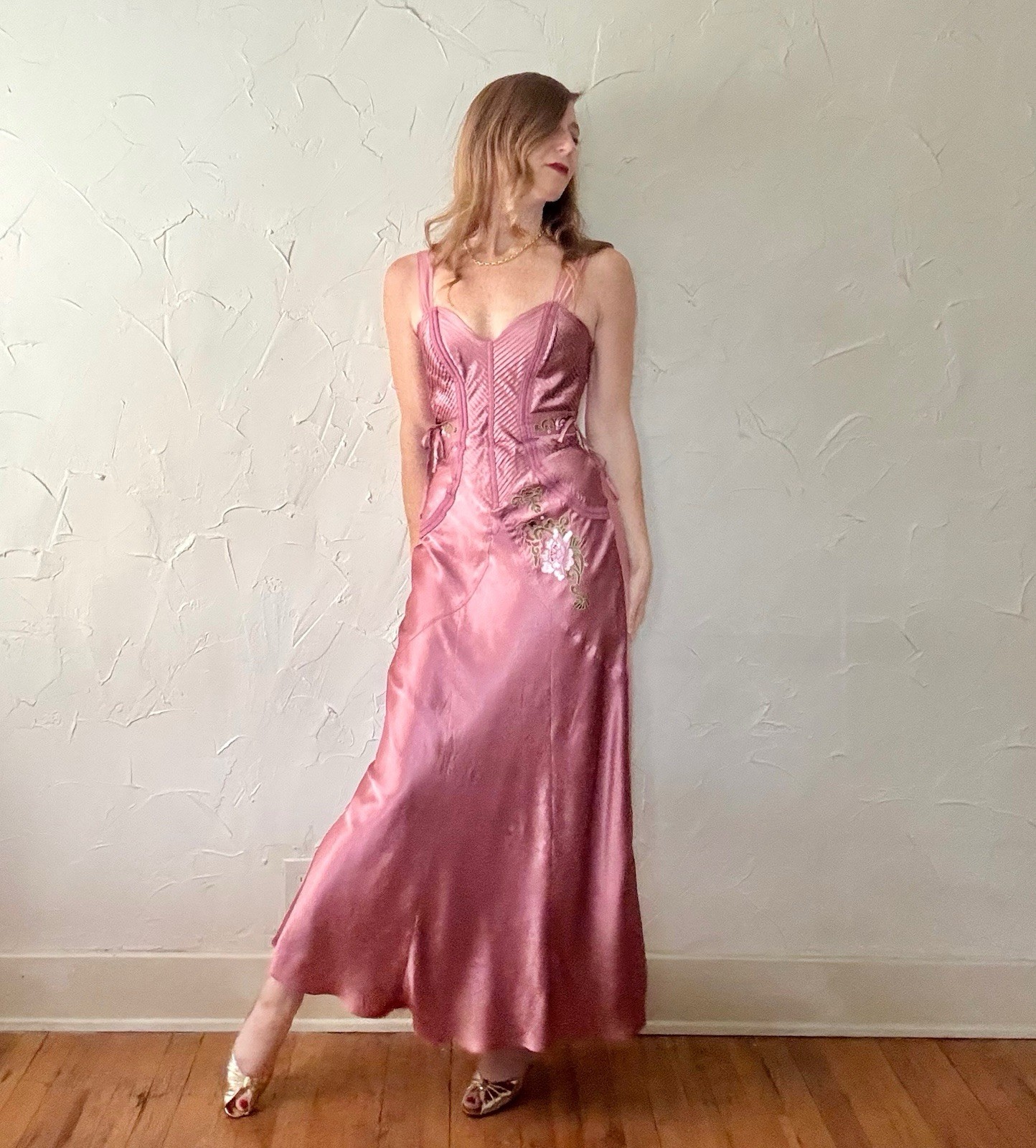 vtg Y2K Fredricks of Hollywood Silk Pinktuck Boned Bodice Embroidered Dress